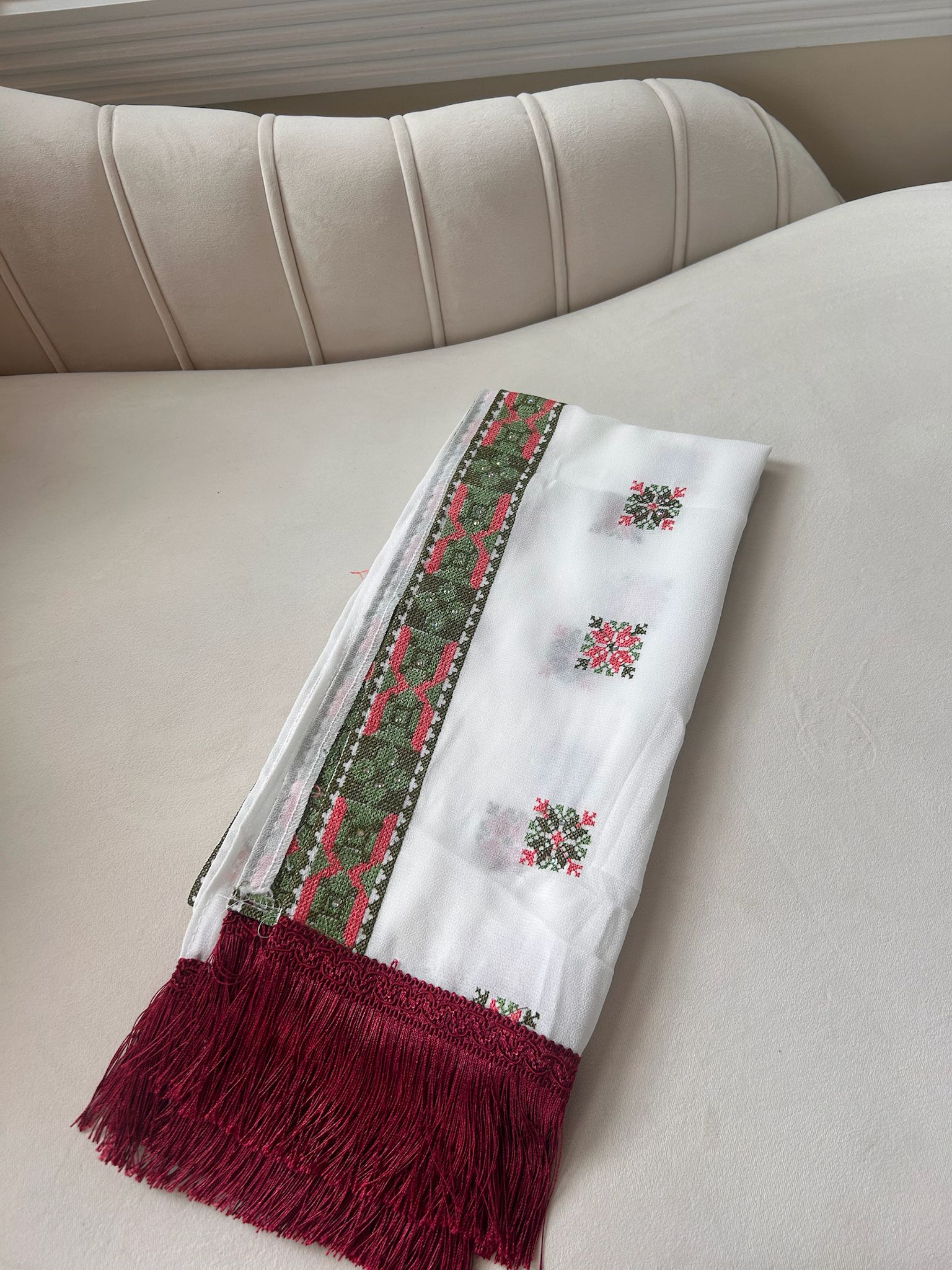 Green Tatreez White Khirka Shal Mandil