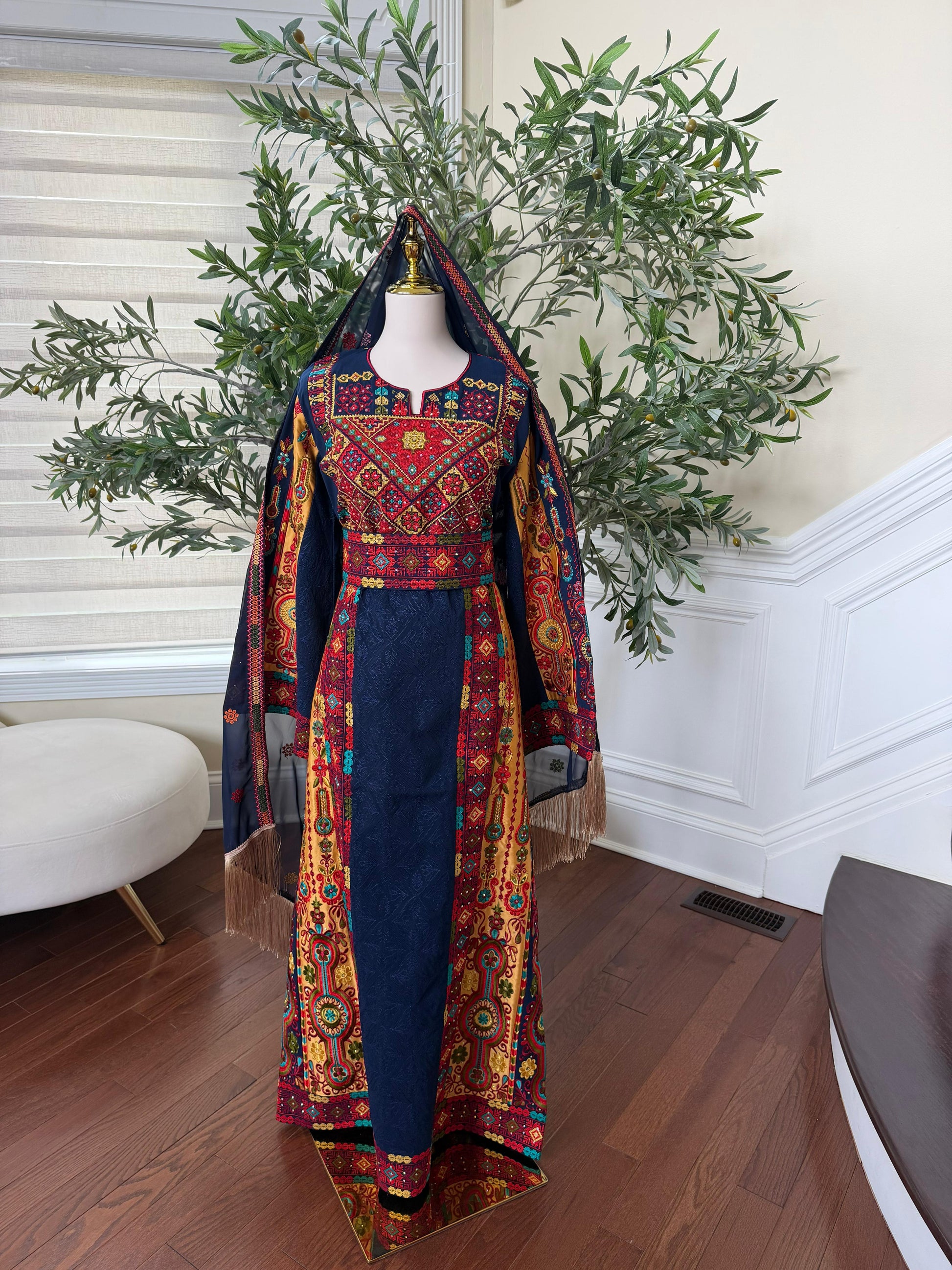 Navy Blue Embroidery Tatreez Thobe