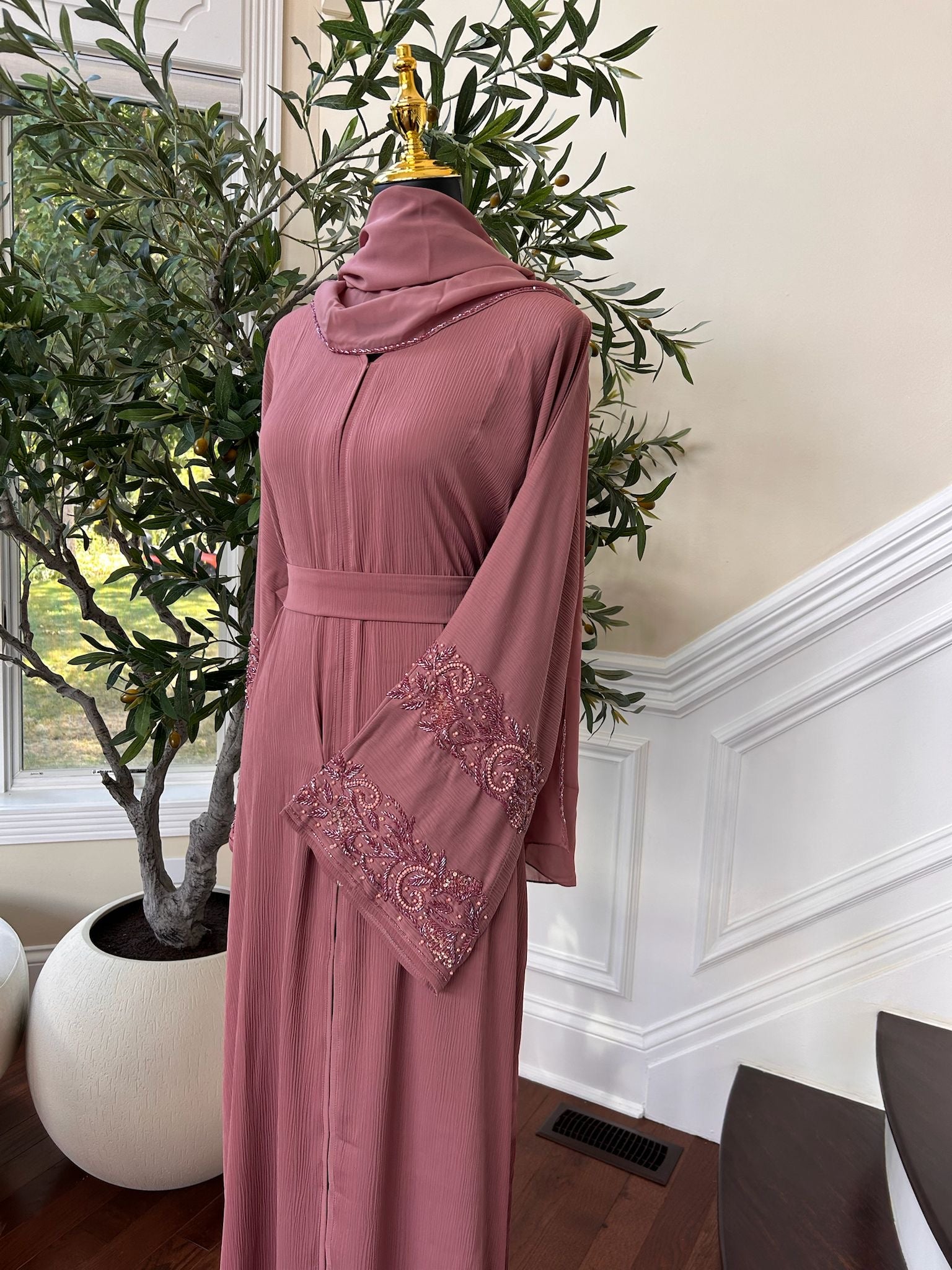Pink Floral Sleeve Abaya