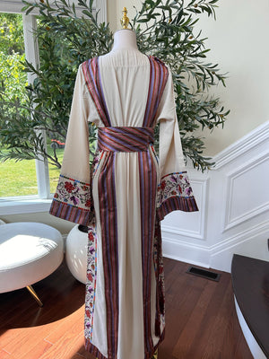Cream Floral Embroidery Tatreez Thobe