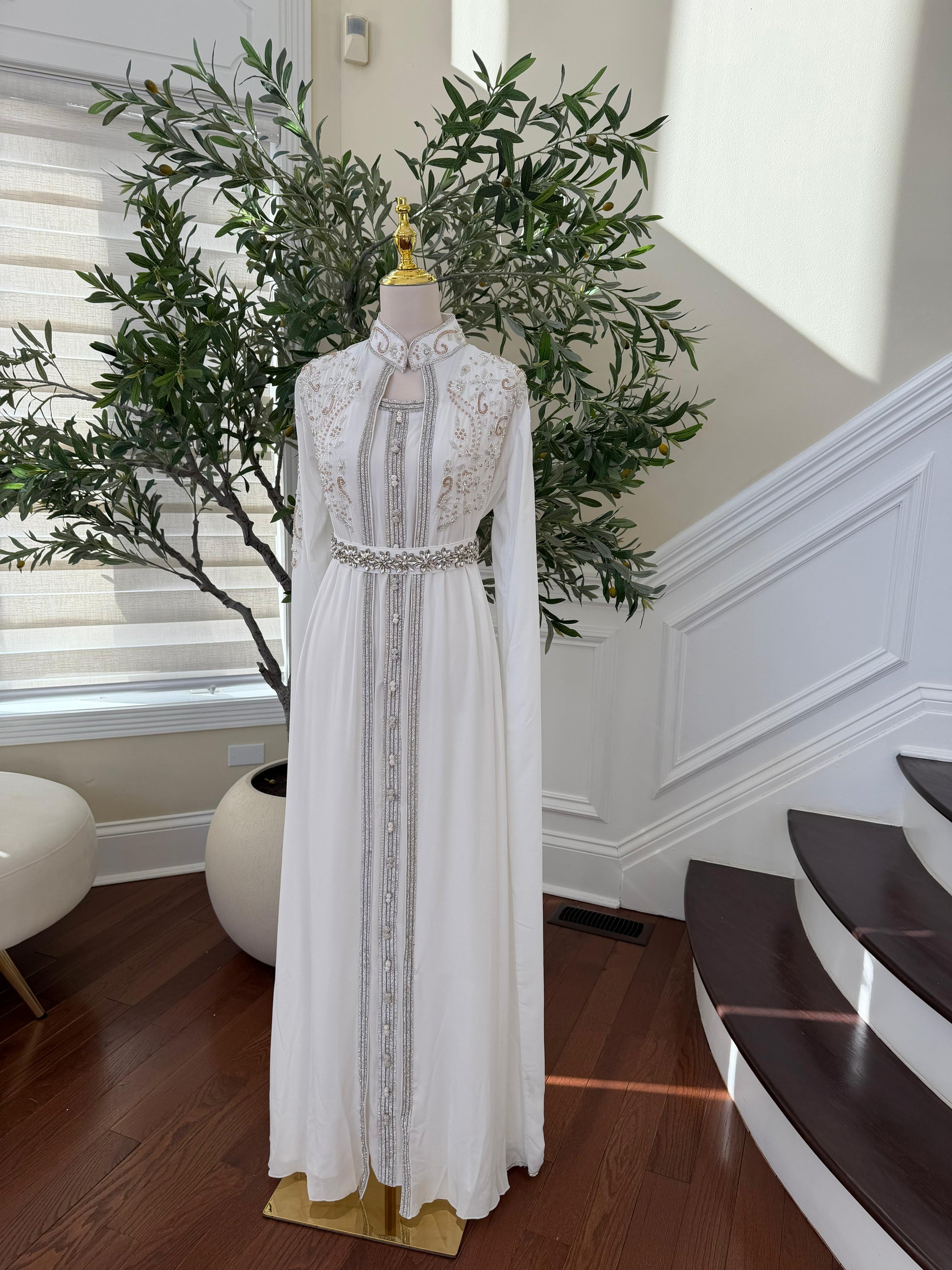 White Crystal Beaded Stone Kuftan