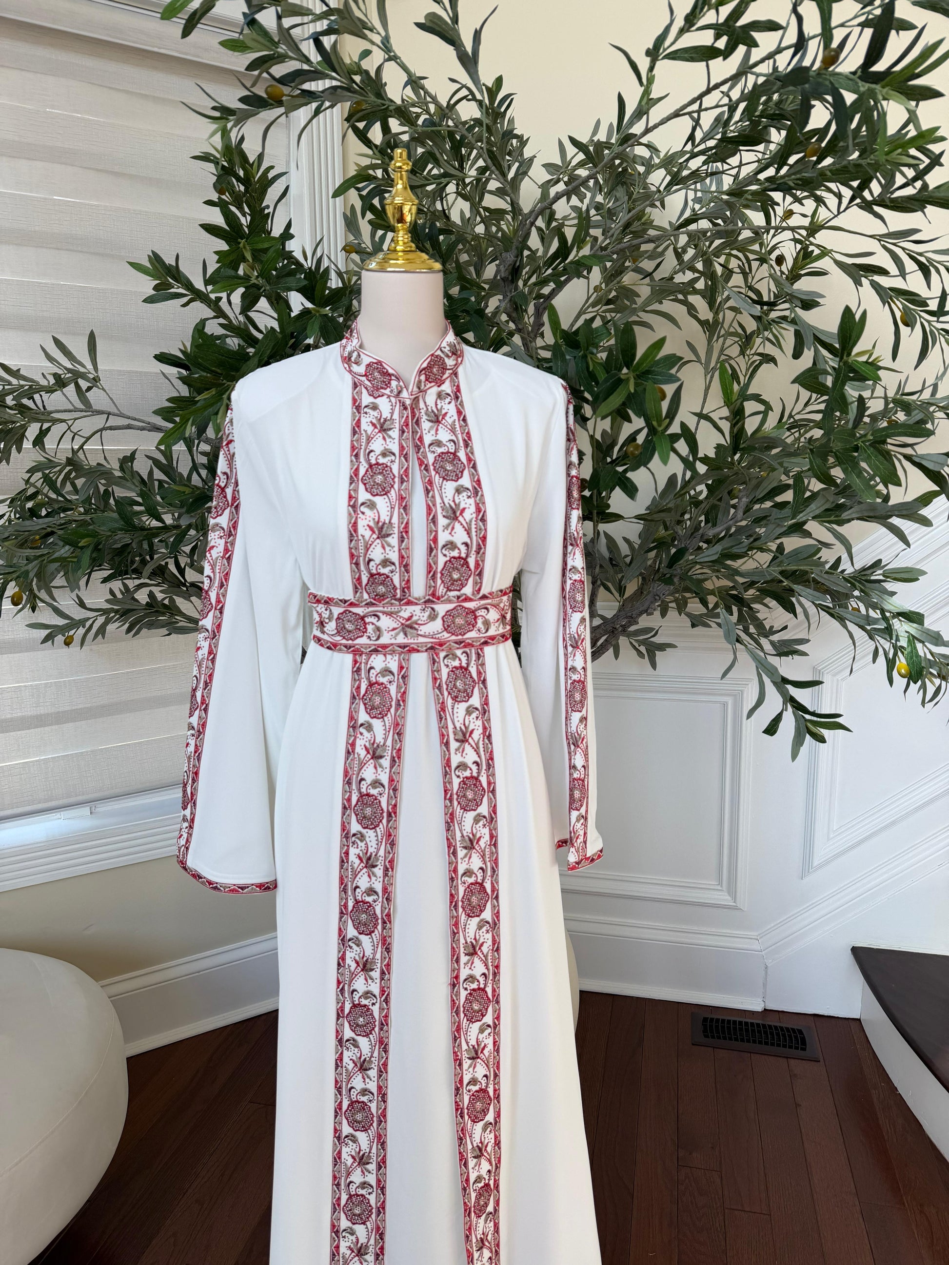 White Royale Red Tatreez Heritage Thobe
