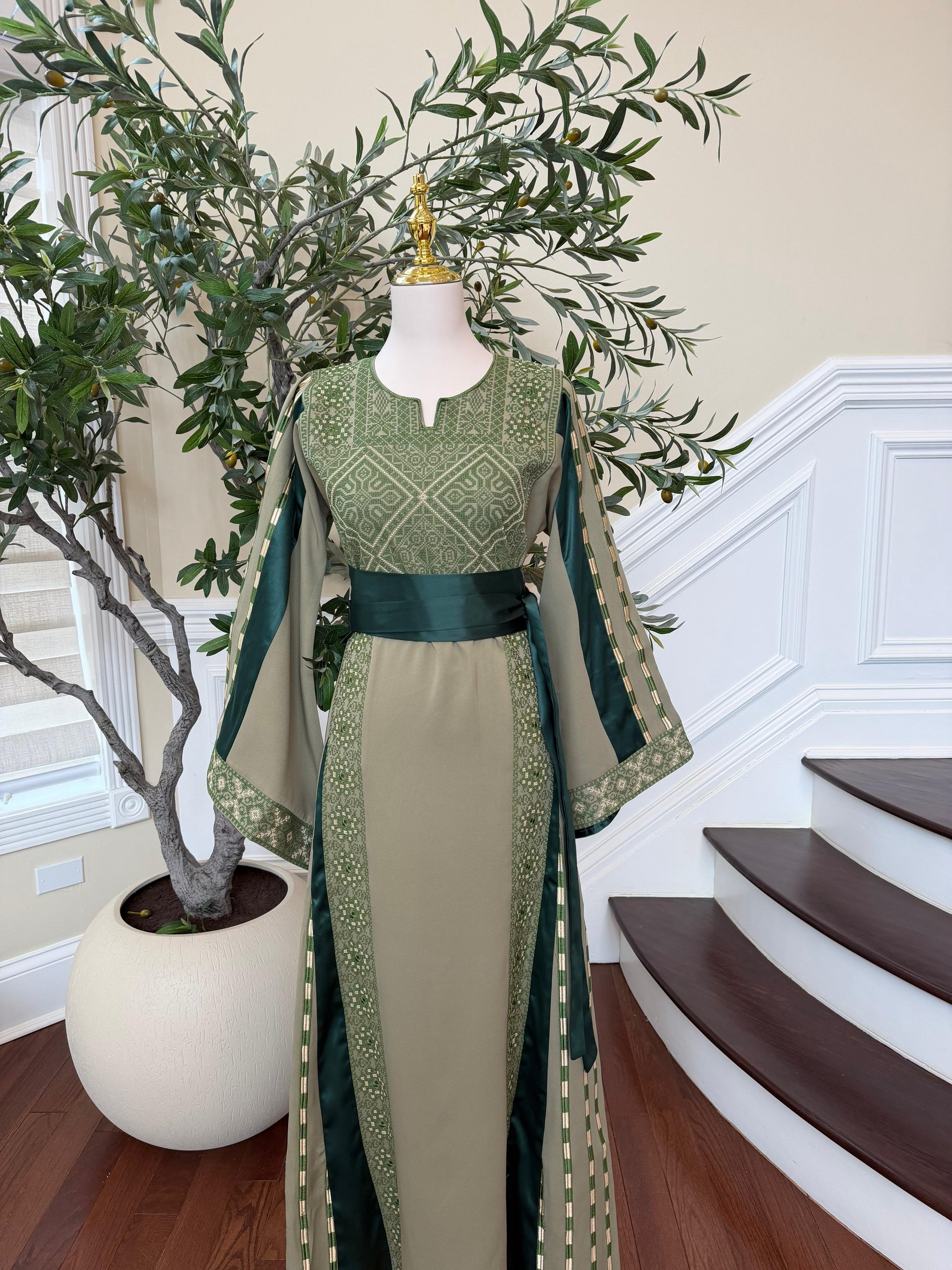Olive Heritage Embroidery Tatreez Thobe