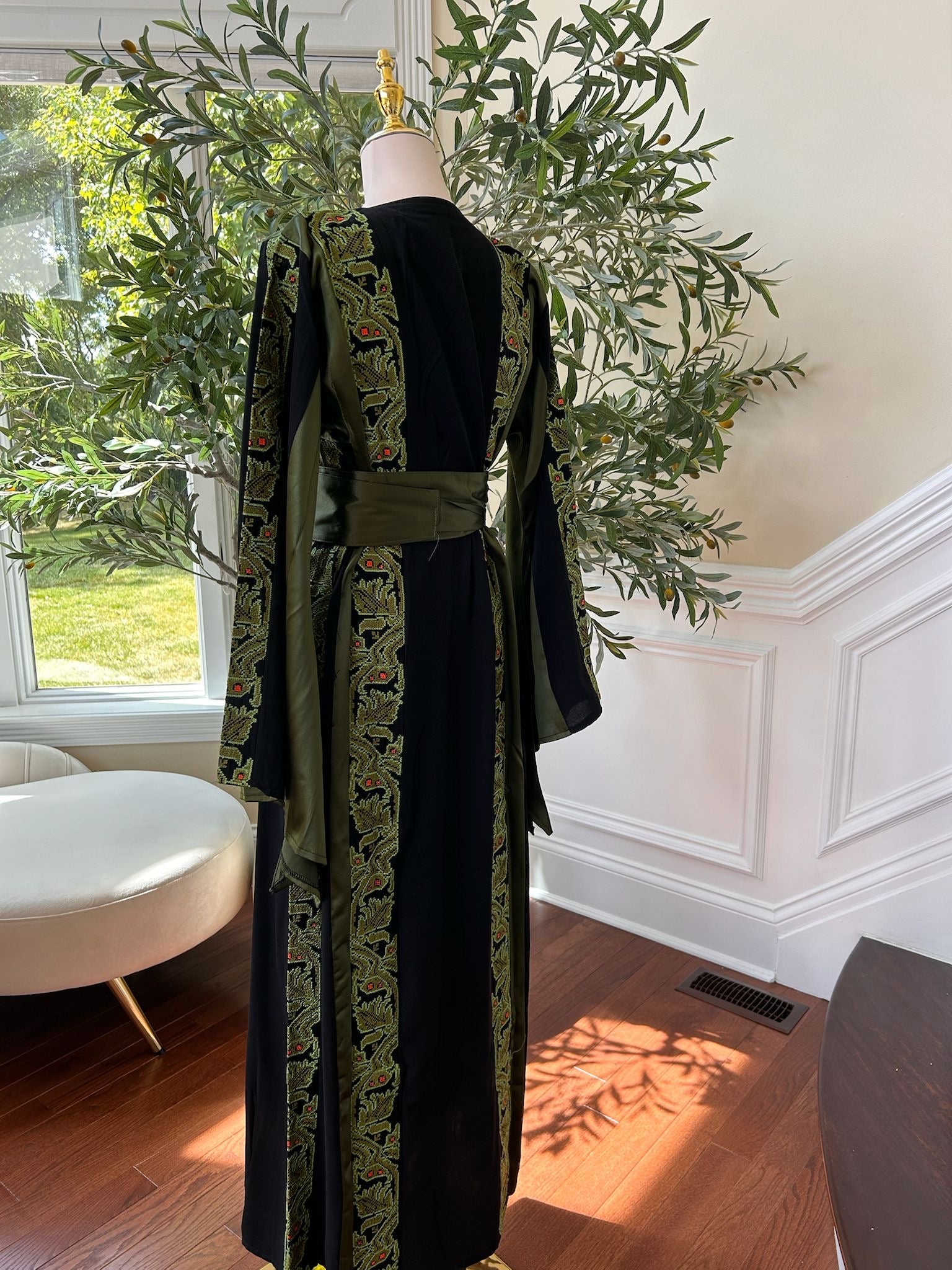 Black Embroidery Tatreez Green Thobe