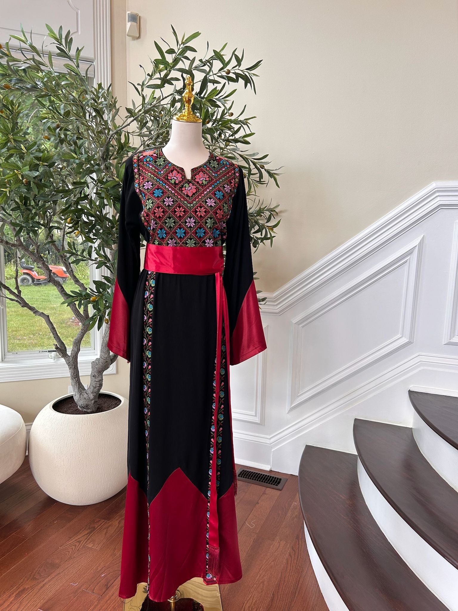 Black Tatreez Embroidery Thobe  Satin Red Detail