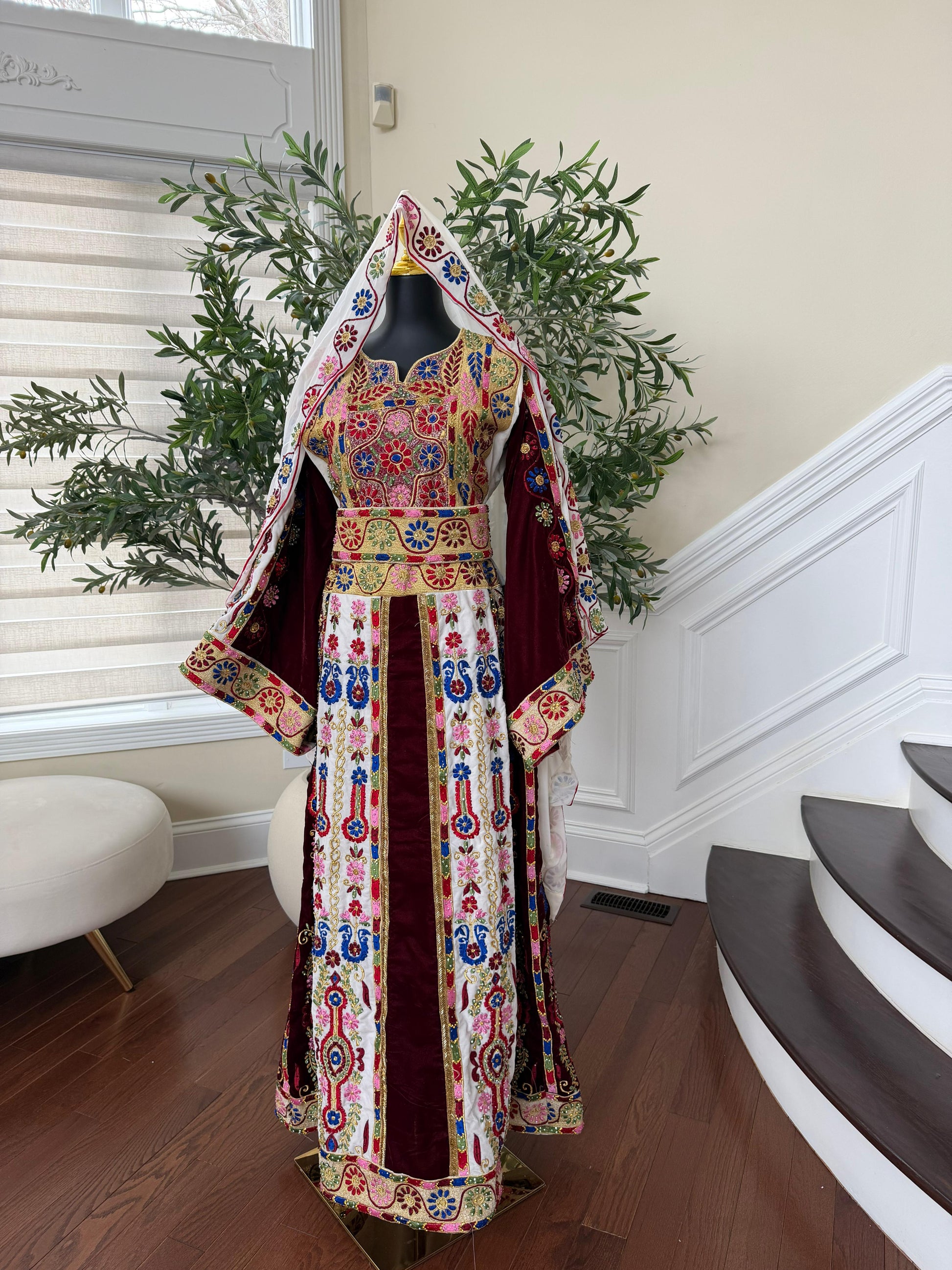 Velvet Maroon and White Traditional Tatreez Sabal Kharaz Detail Thobe