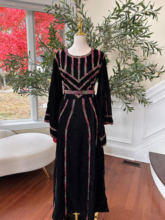 Black Velvet Beaded Stone Thobe