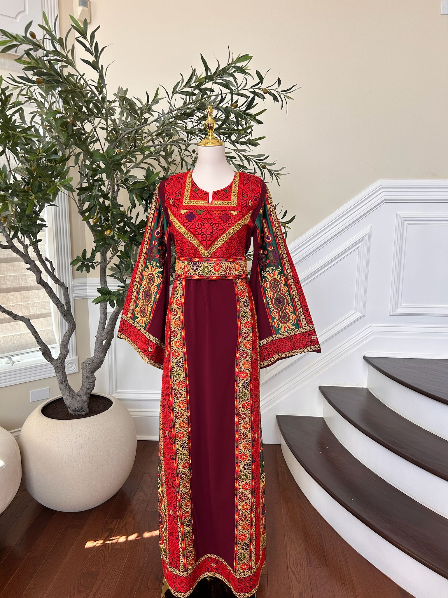 Burgundy Tatreez Embroidery Thobe