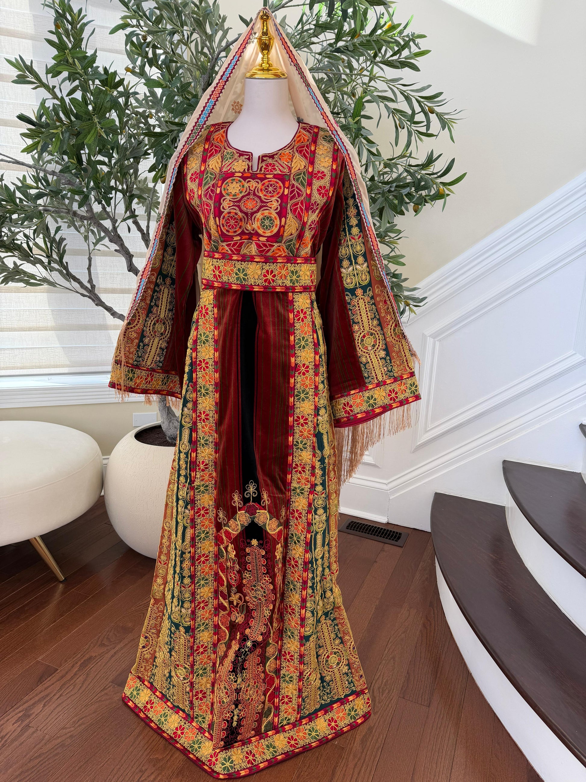 Embroidery Tatreez Jana W Nar Thobe