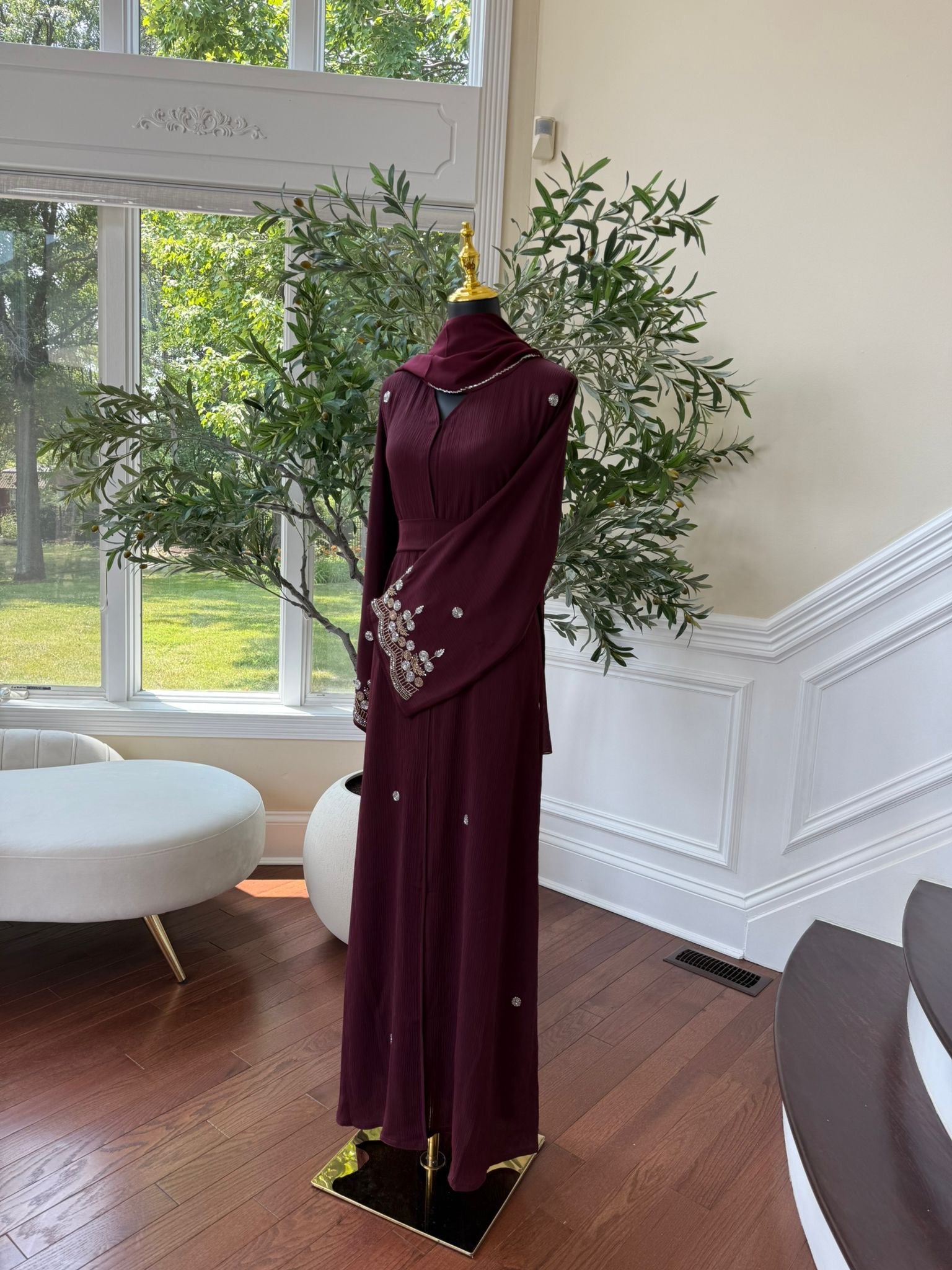 Burgundy Sleeve Detailed Abaya