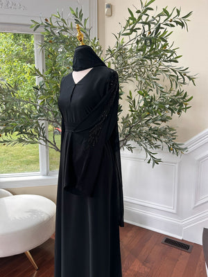 Black Sleeve Charm Closed Abaya