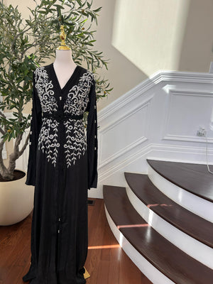 Black Beaded Stone Kuftan