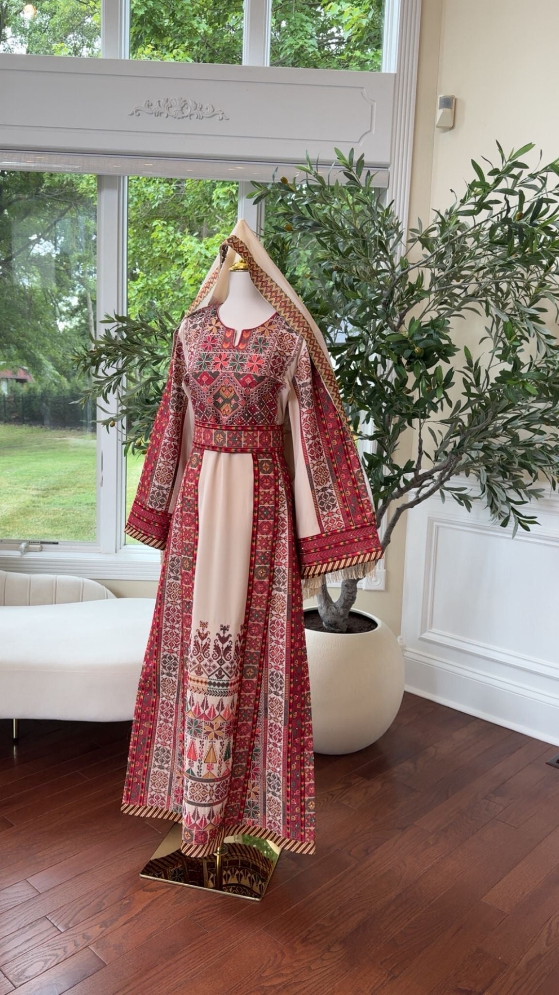 Ivory Grace | Thobe Tatreez with Heritage Red Detailing