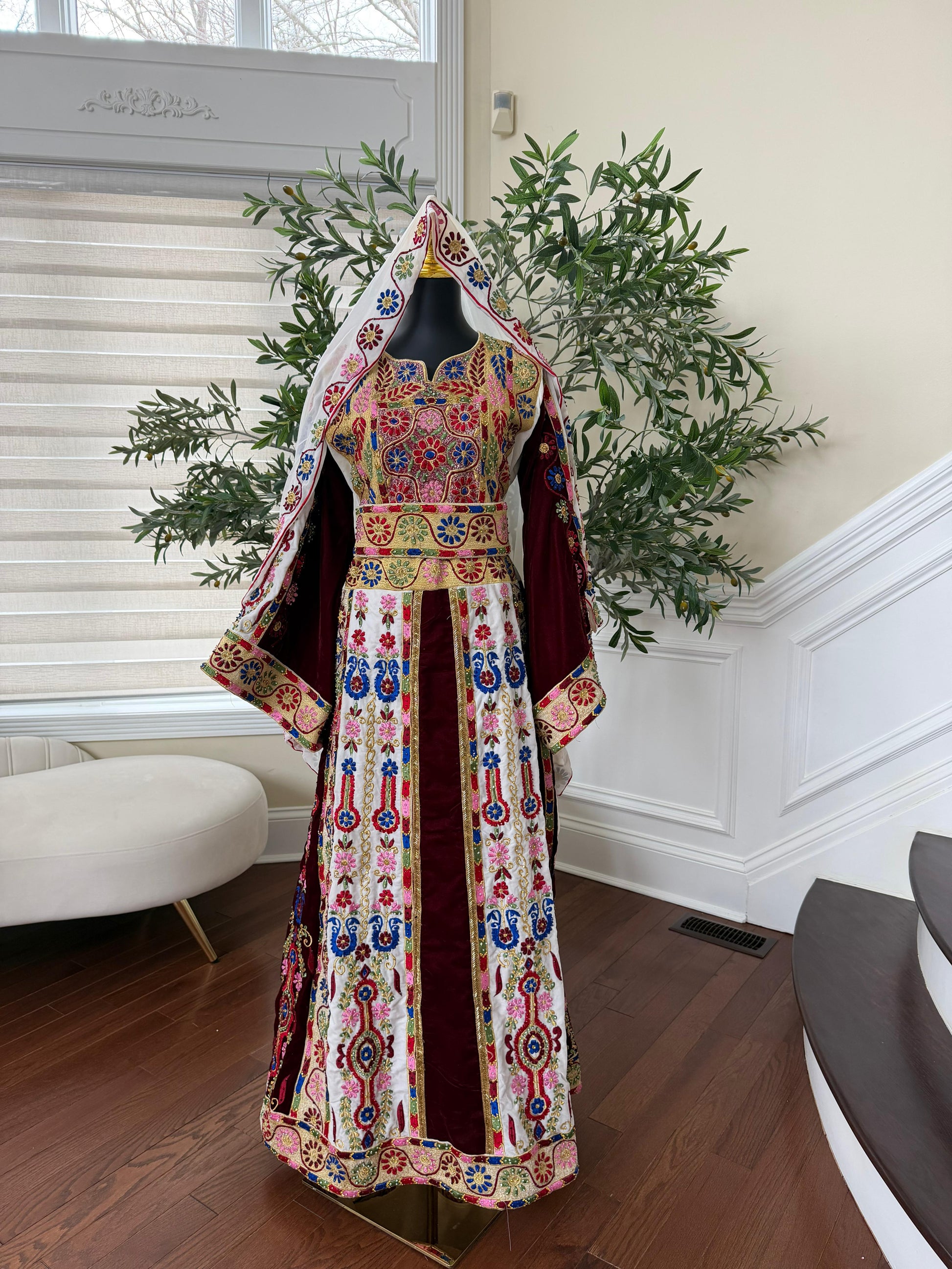 Velvet Maroon and White Traditional Tatreez Sabal Kharaz Detail Thobe