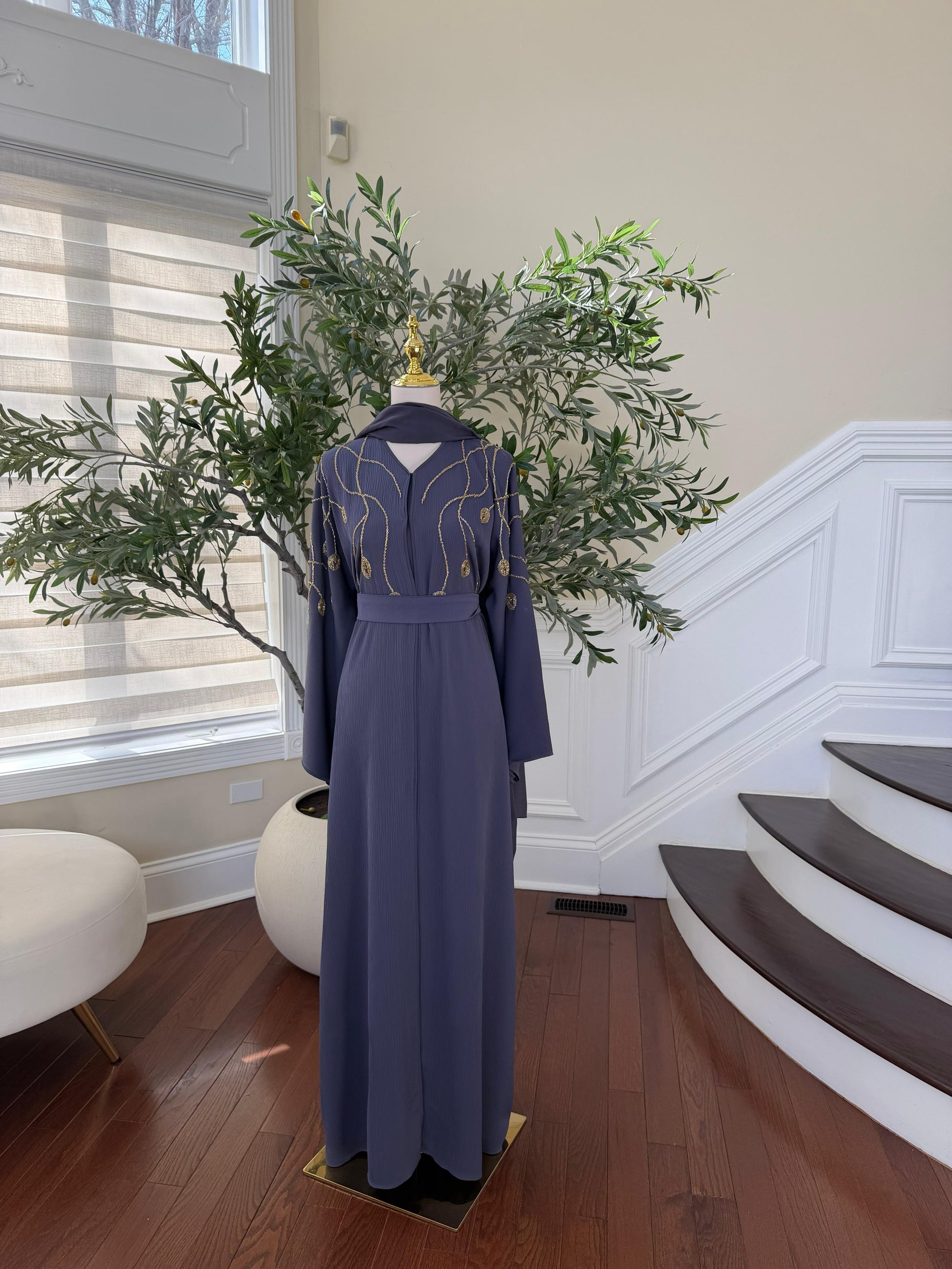 Moonlight Gray Golden Charm Abaya