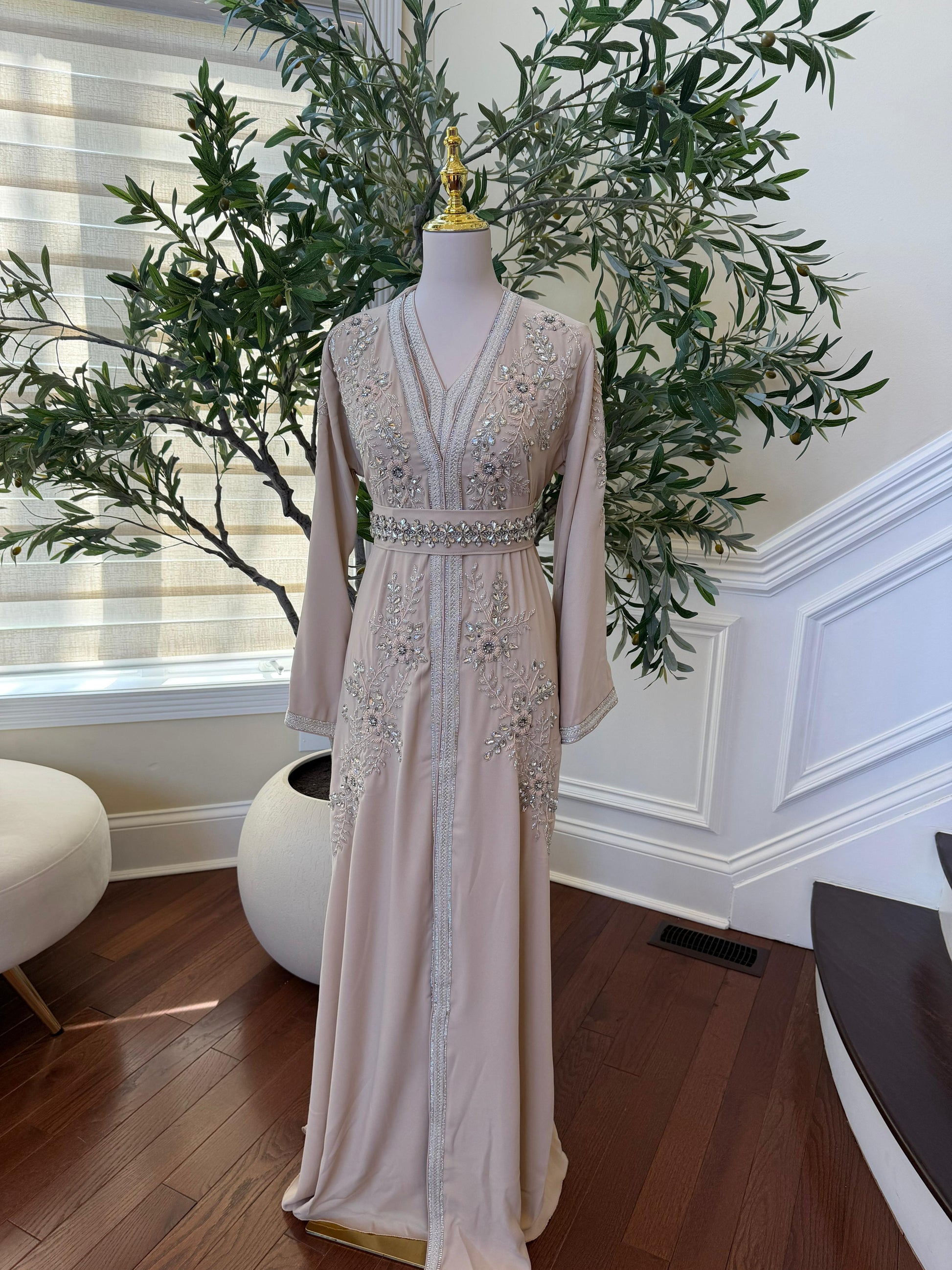 Cream Beaded Royale Kuftan
