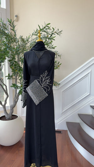 Black Sleeve Charm Abaya