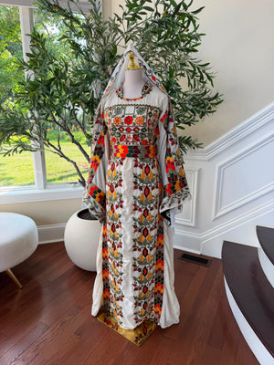 White Beaded Elegance Thobe