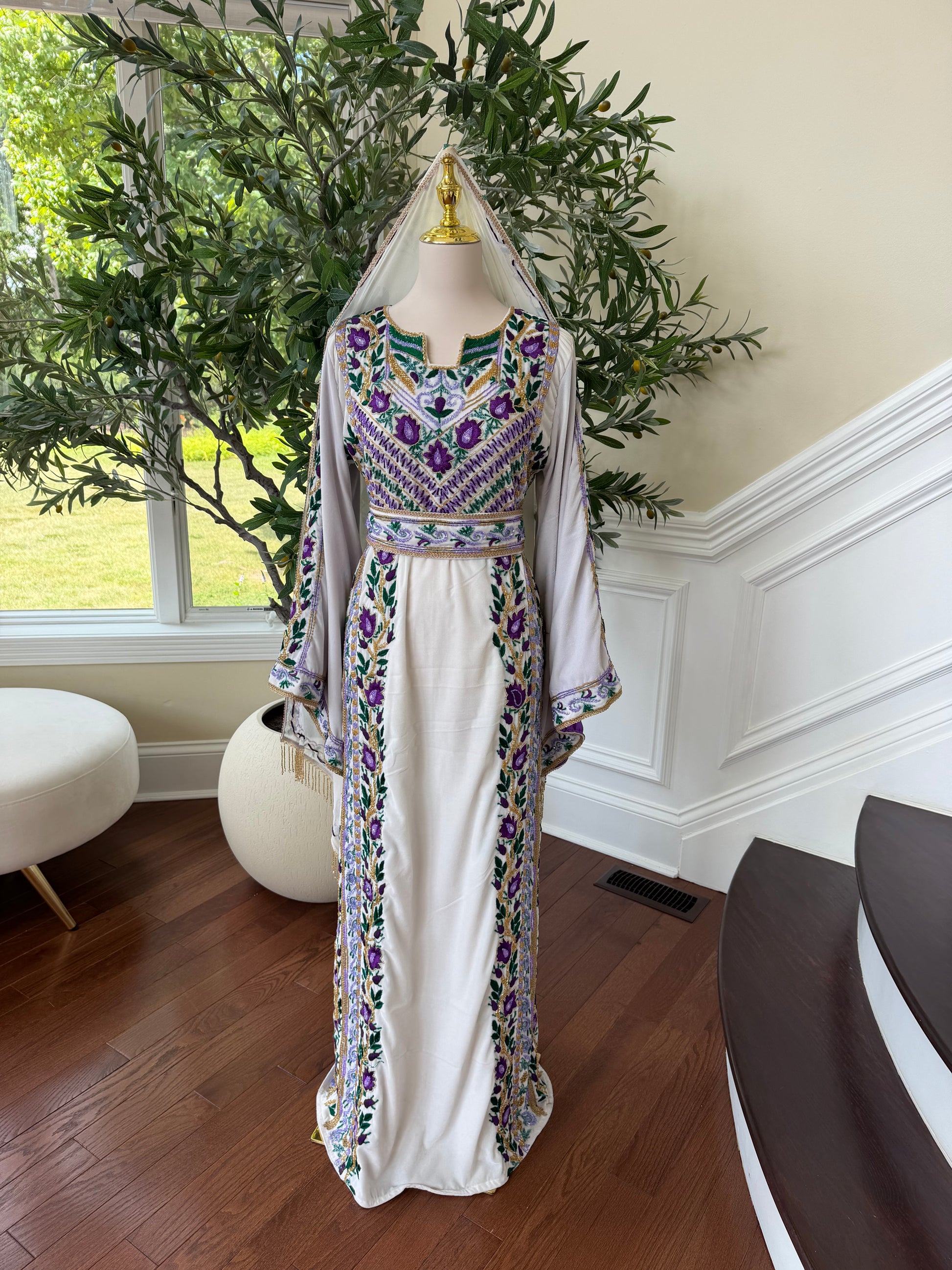 Velvet White Stone Purple Embroidery Thobe