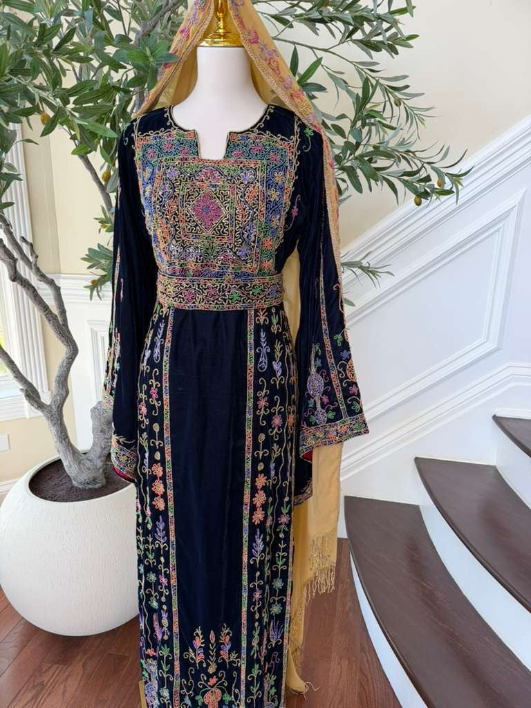 Navy Blue Beaded Elegance Stone Thobe
