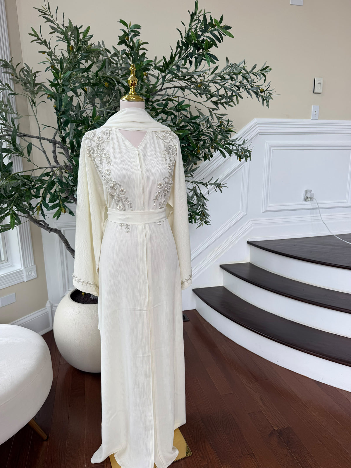 Off White Charm Beaded Floral Abaya