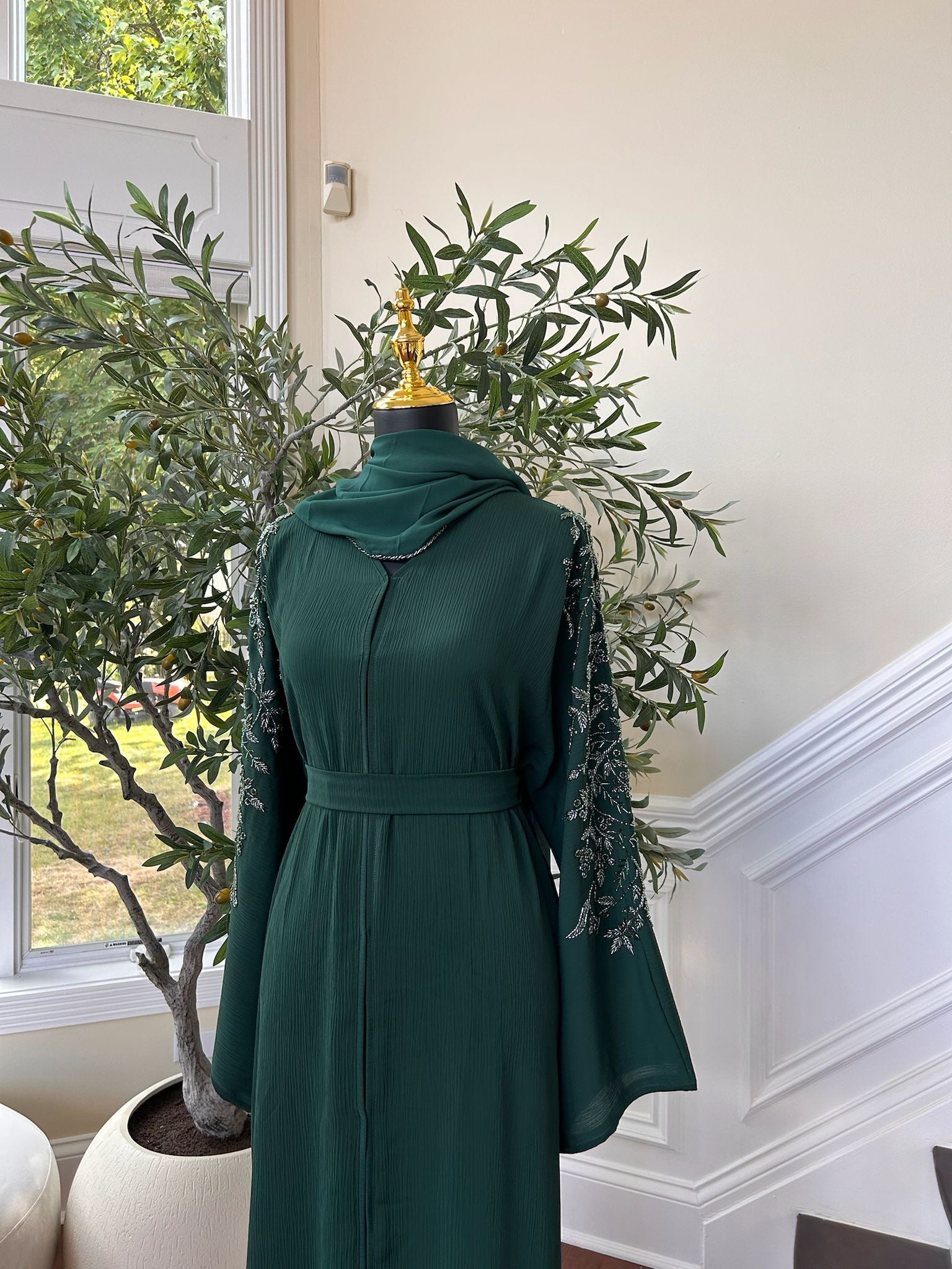 Green Sleeve Charm Abaya