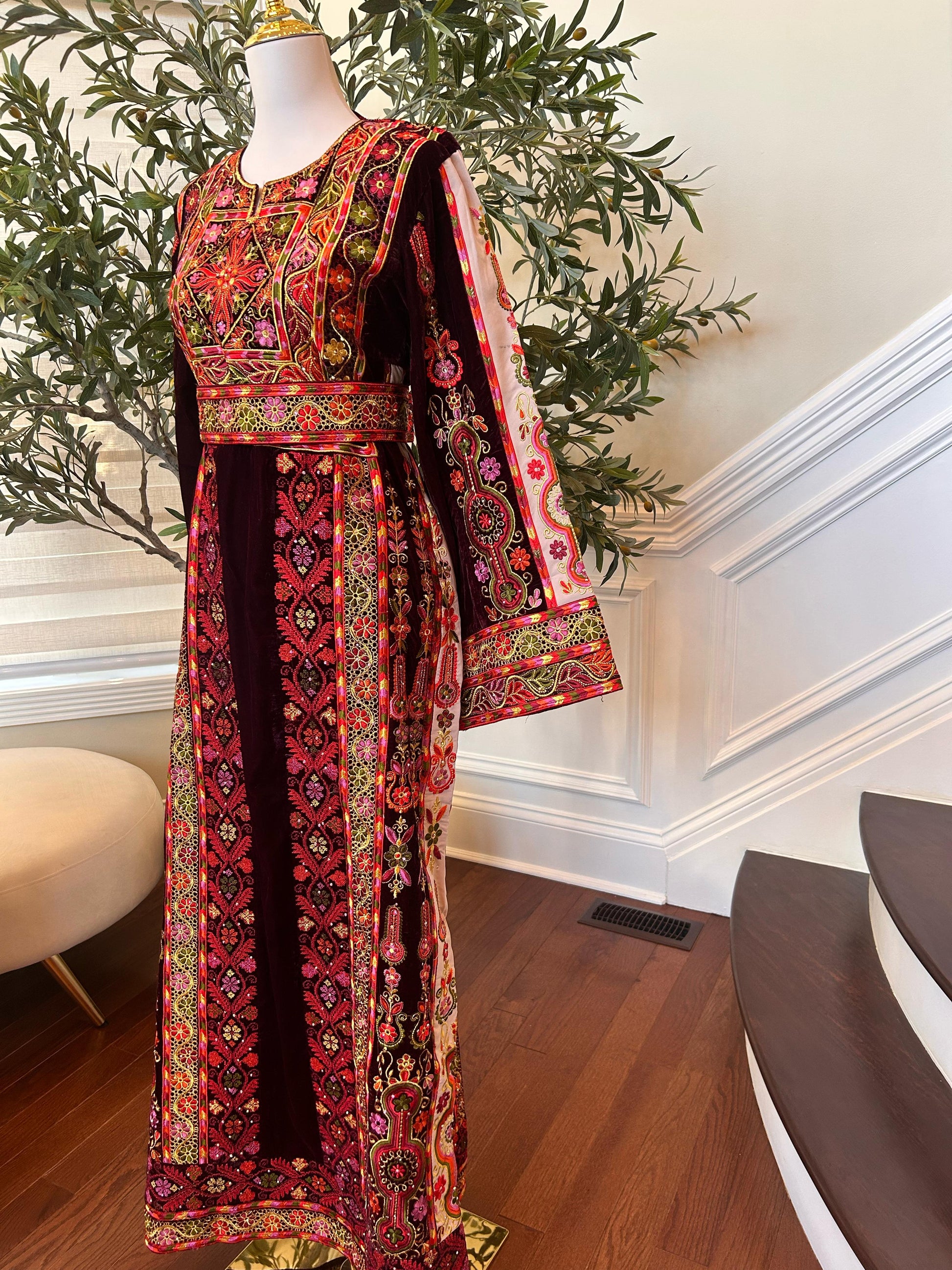 Burgundy Embellished Tatreez Thobe