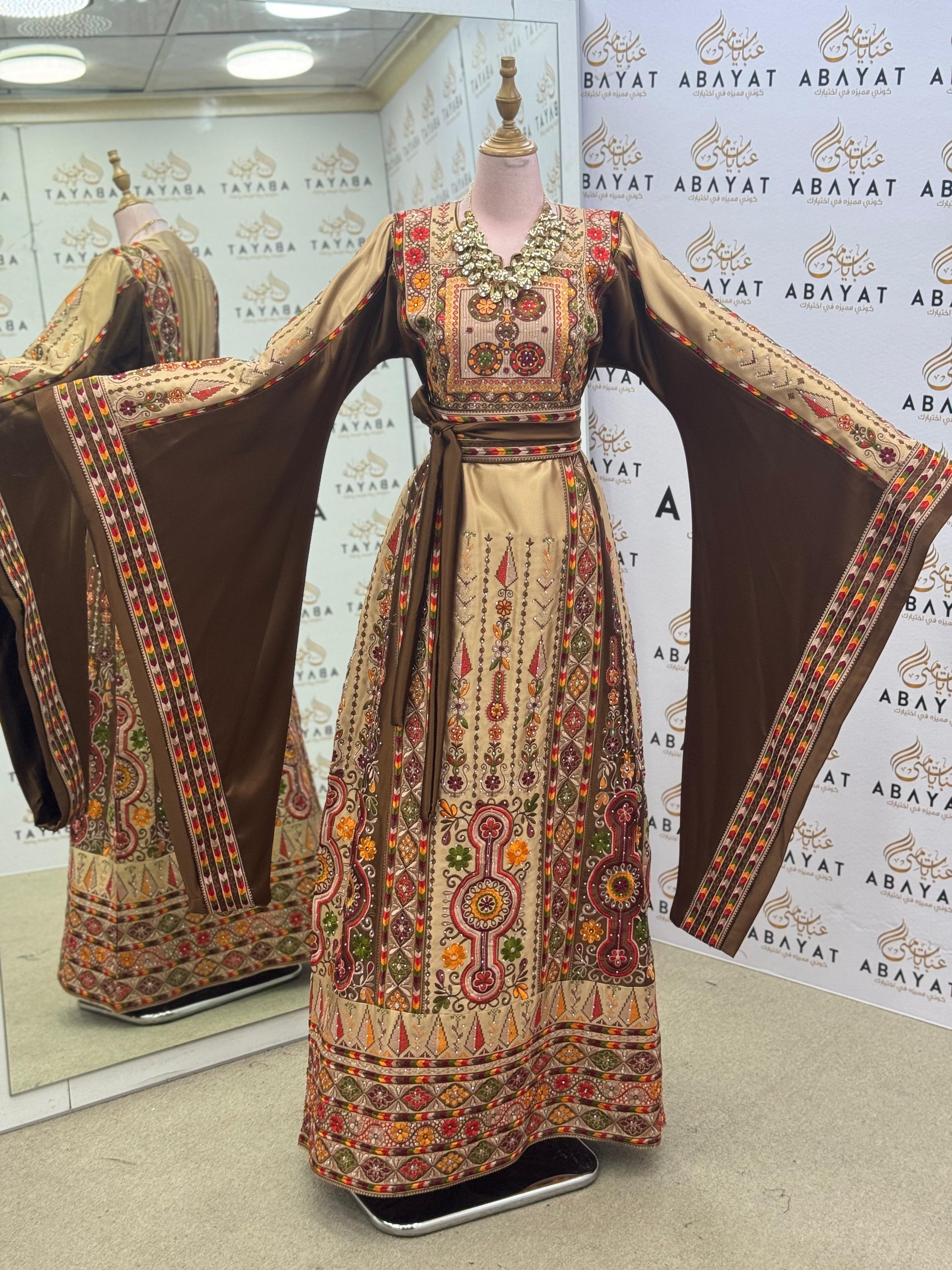 Premium Palestinian Embroidered Malakah Thobe – Golden Brown
