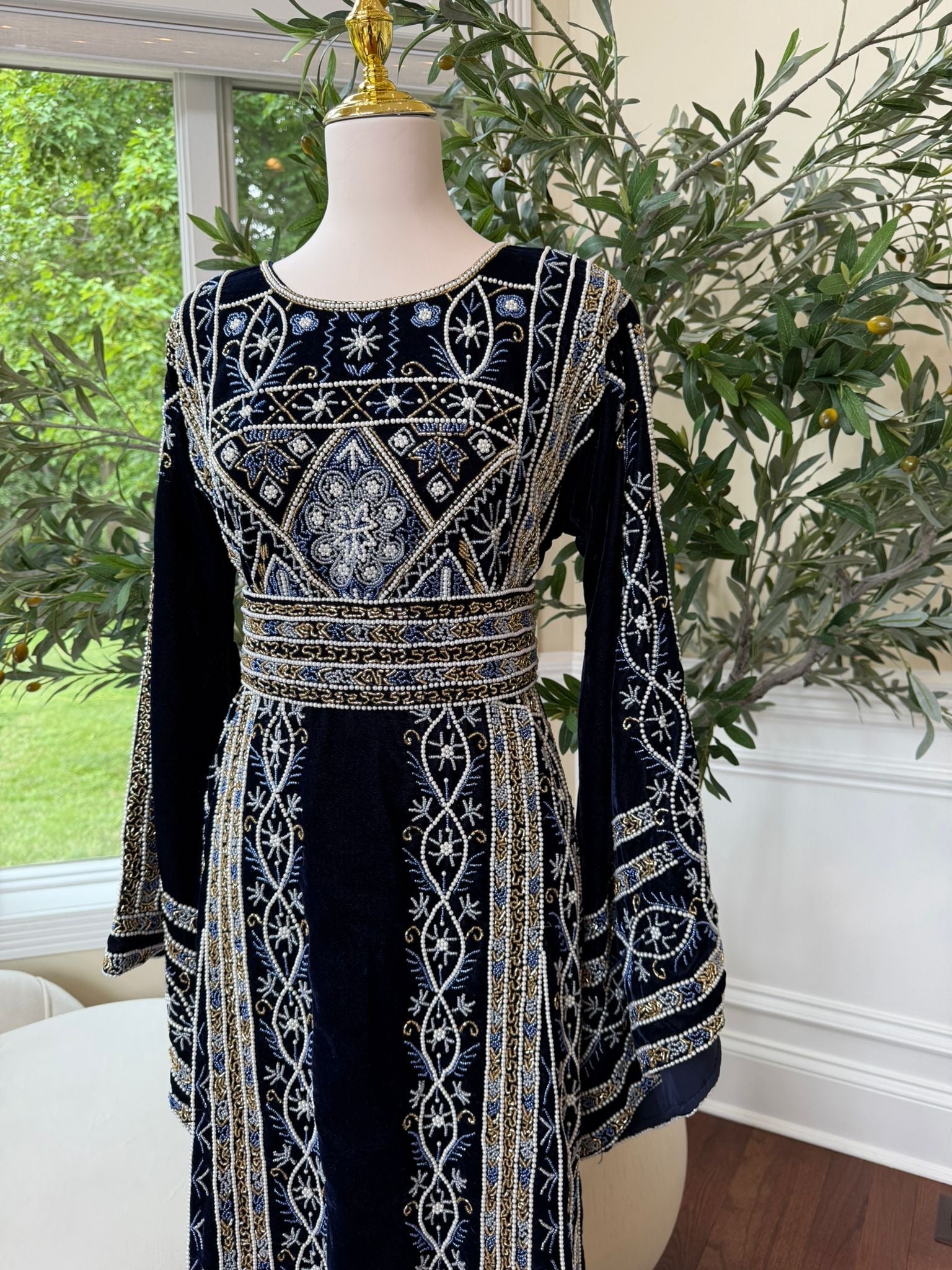 Velvet Blue Stone Thobe