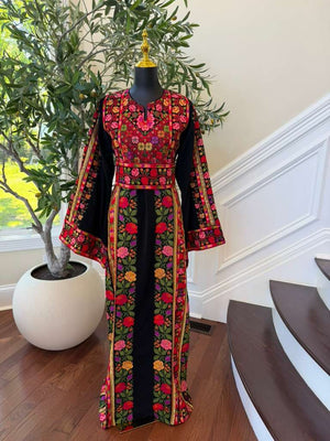 Black Embroidery Tatreez Sabal Kharaz Thobe