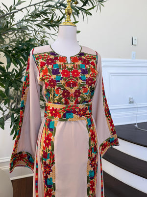 Cream Embroidery Tatreez Elegance Thobe