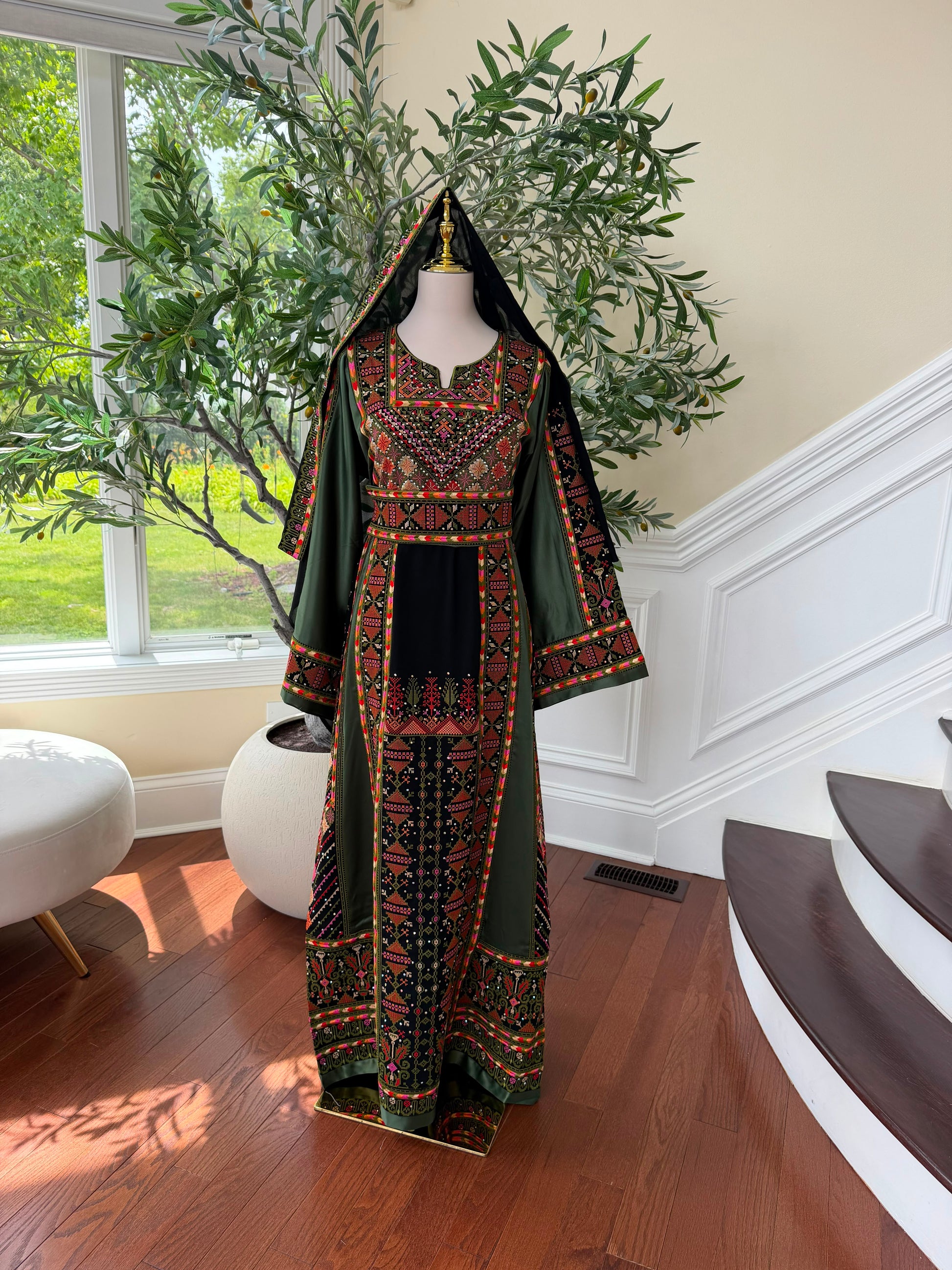 Green Embroidery Tatreez Orange Thobe