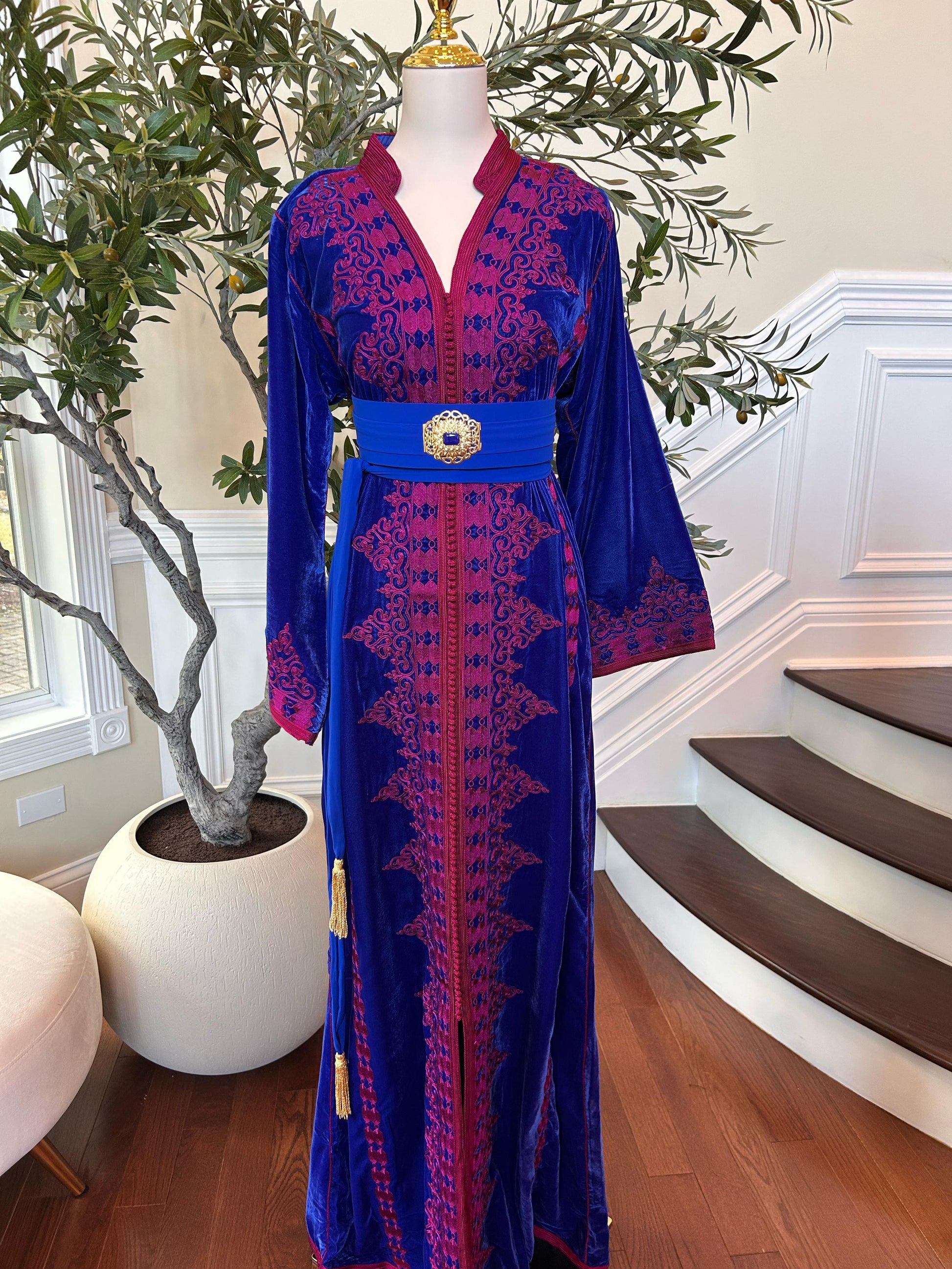 Blue Velvet Embellished Pink Kuftan