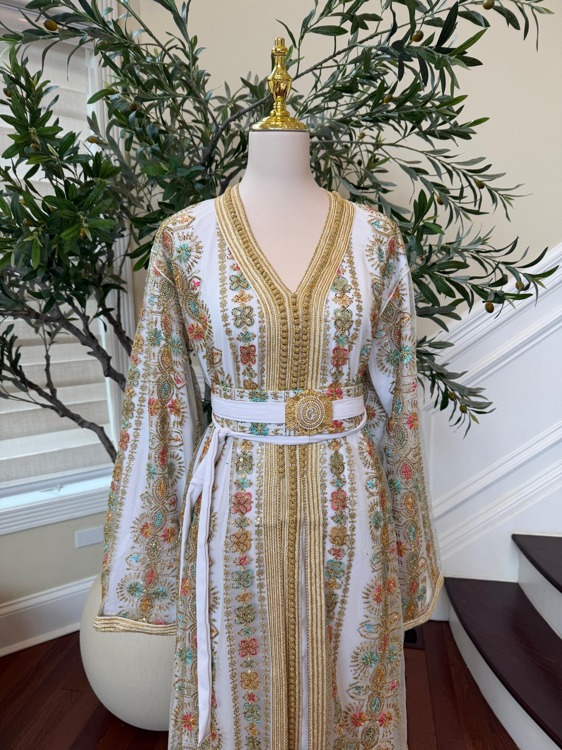 White Embroidery Royale Kuftan