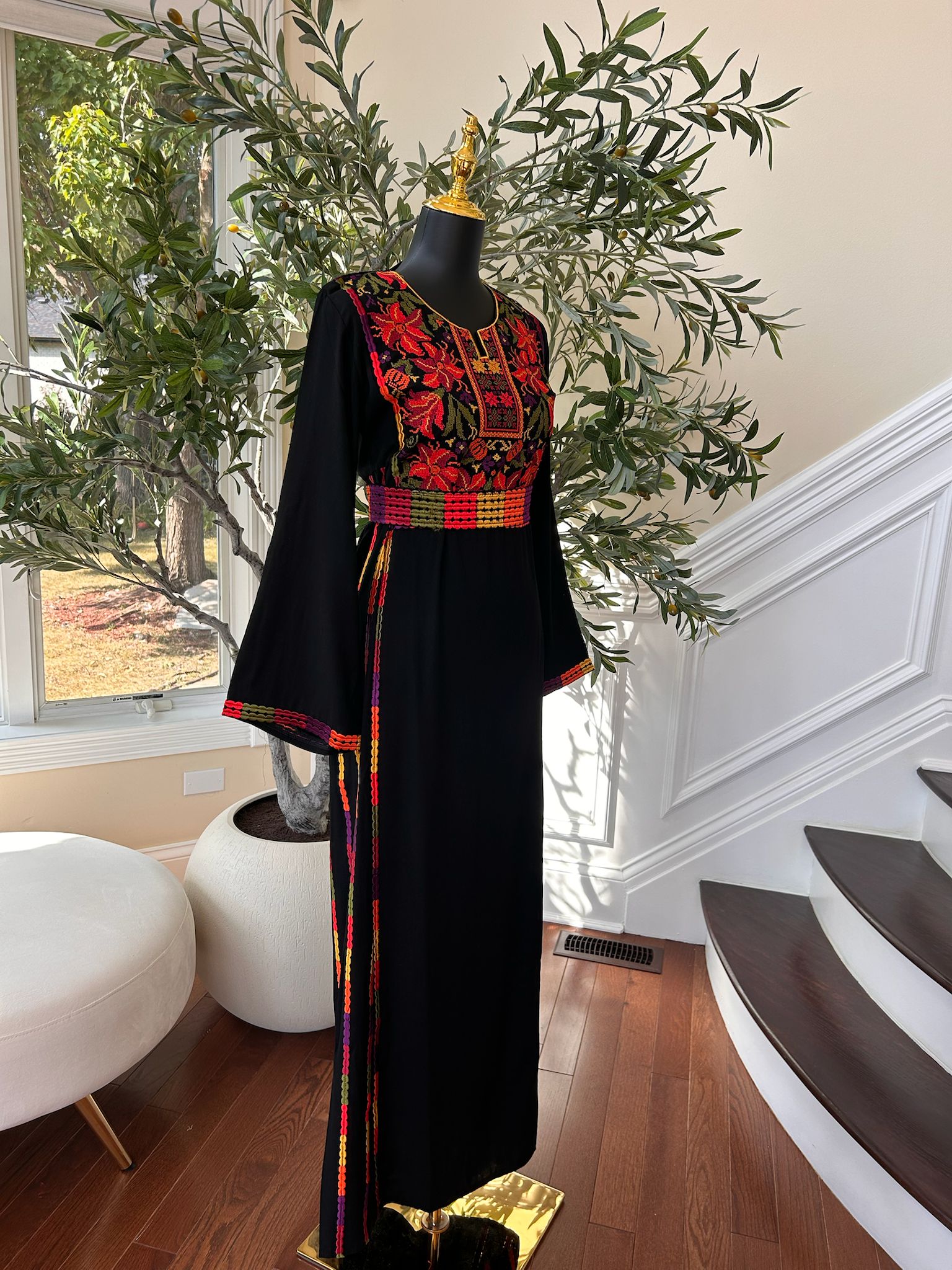 Elegant Black Multi Colored Tatreez Thobe