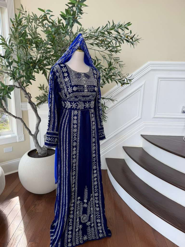 Blue Stone Elegance Embroidered Thobe