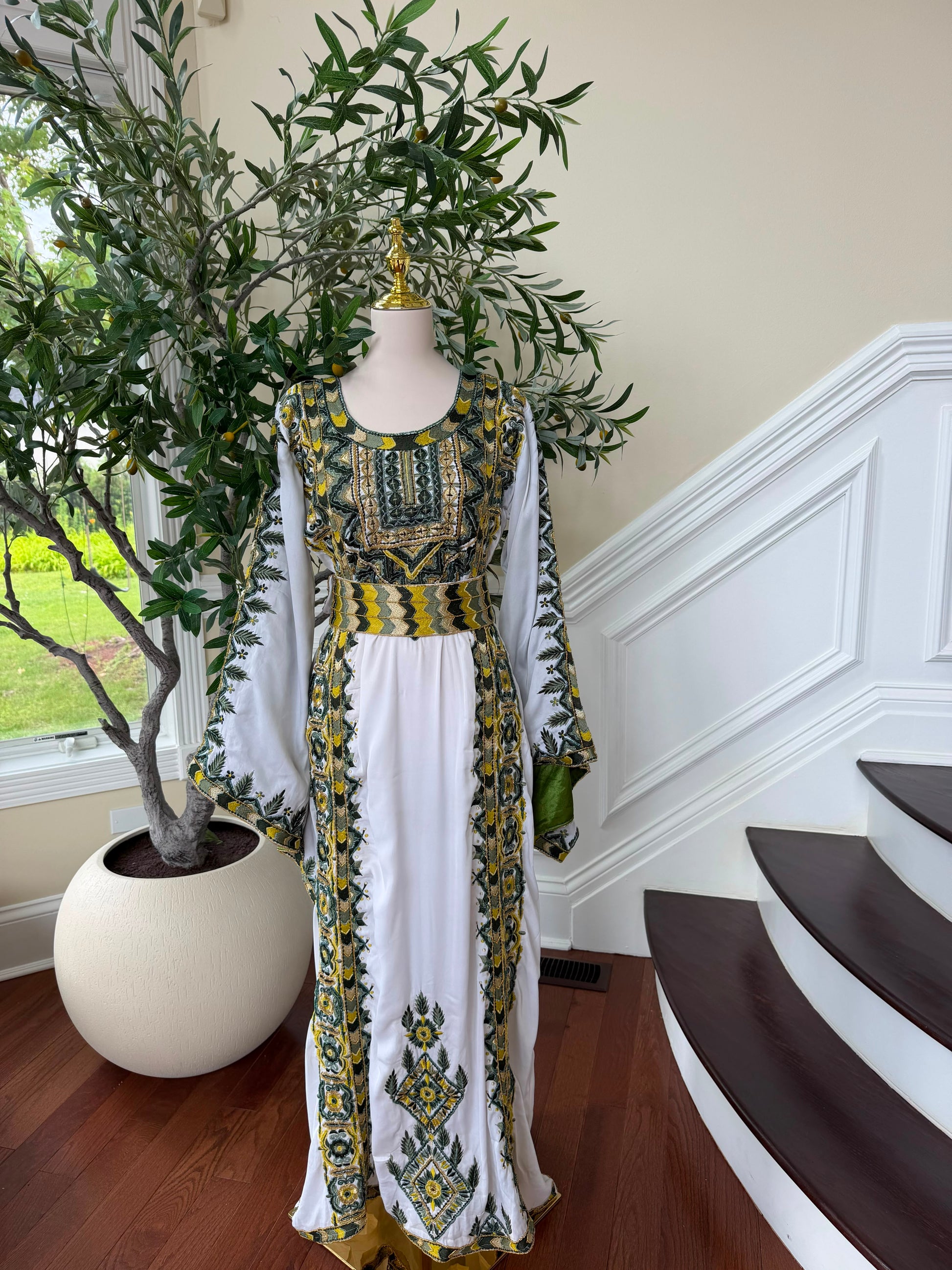 White Embroidery Beaded Thobe
