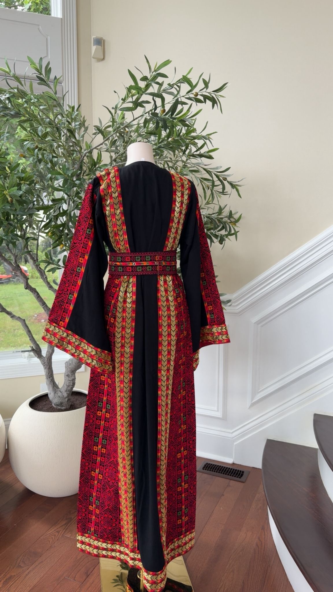 Black Embroidery Red Tatreez Thobe