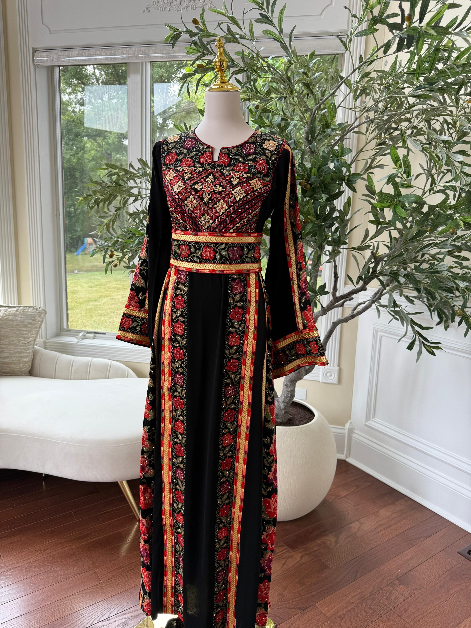 Embroidery Tatreez Black Thobe