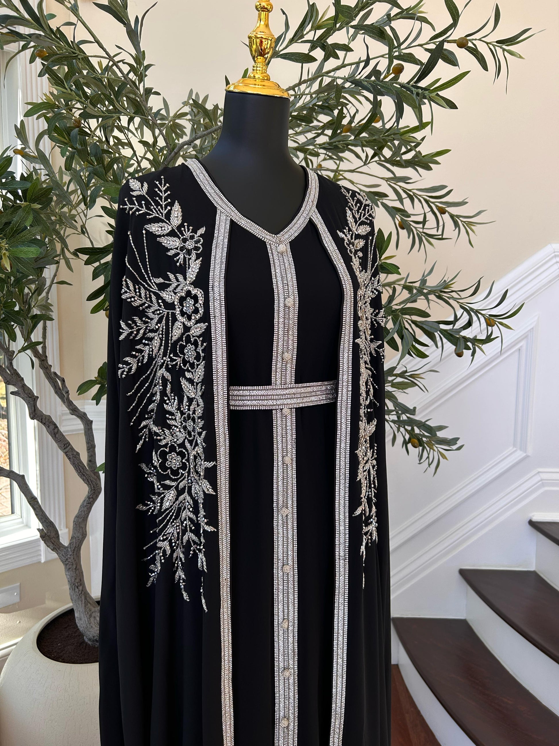 Black Floral Design Elegance Kuftan