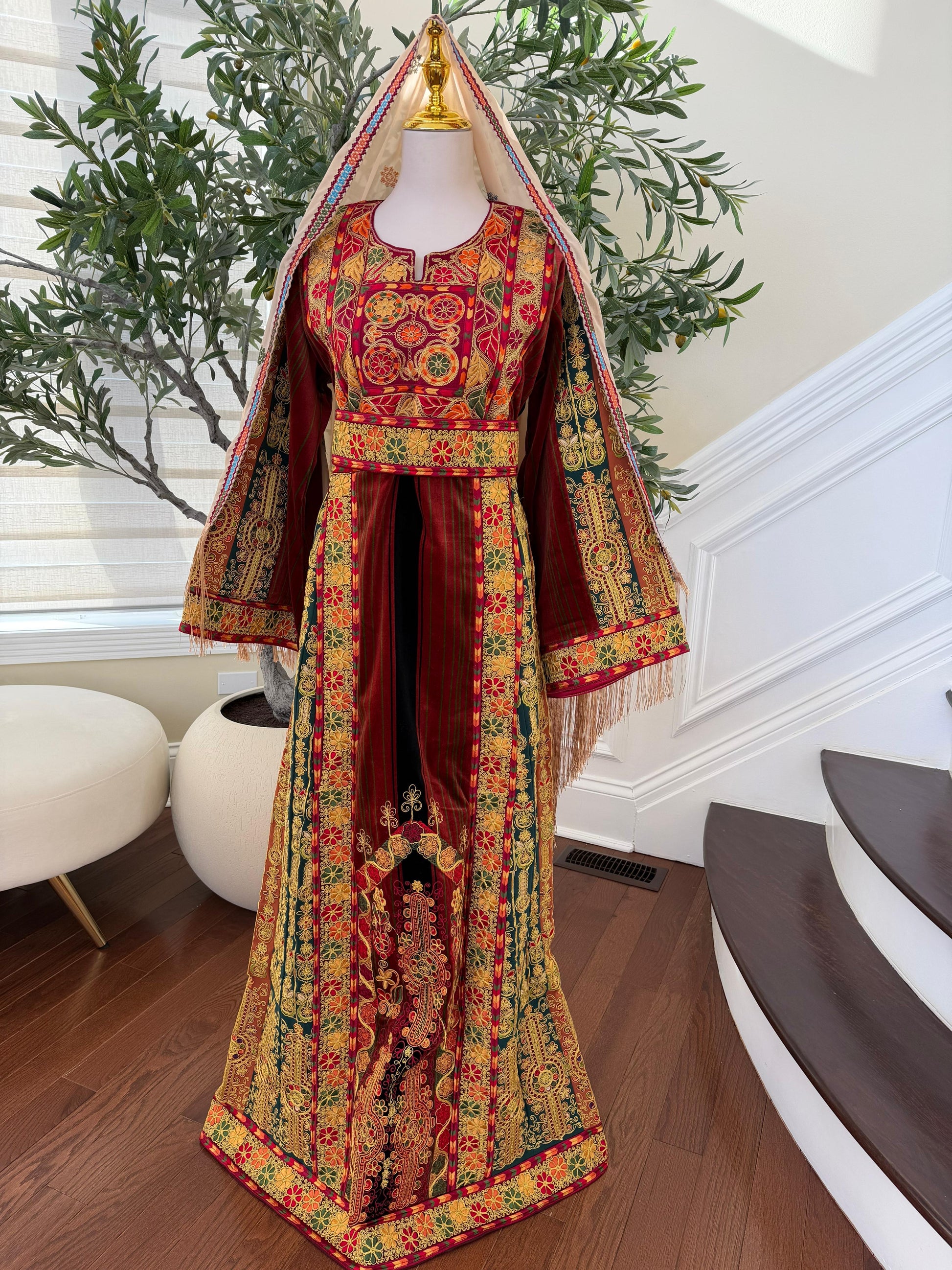 Embroidery Tatreez Jana W Nar Thobe