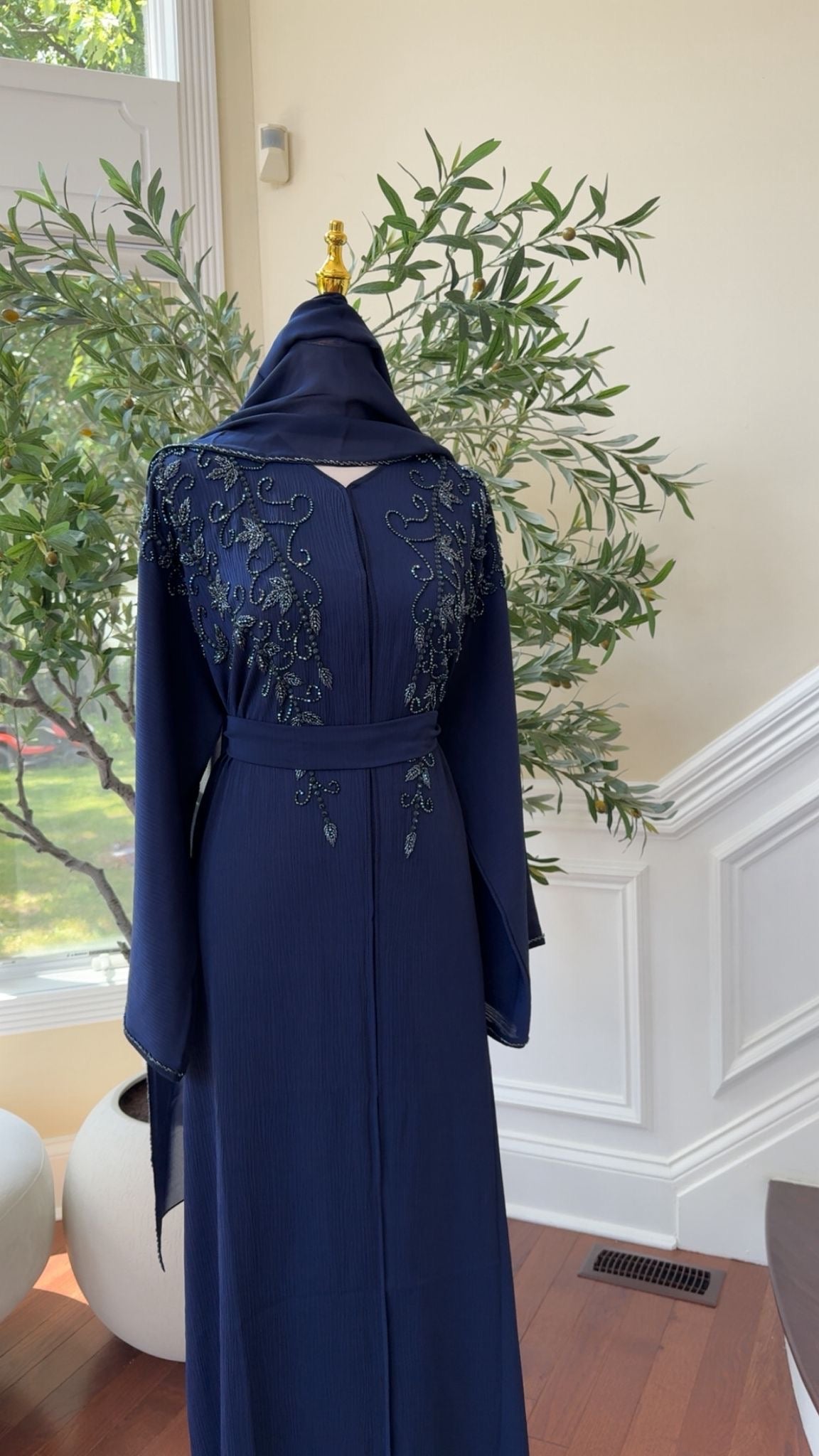 Blue Charming Floral Abaya