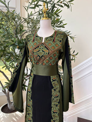 Black Embroidery Tatreez Green Thobe