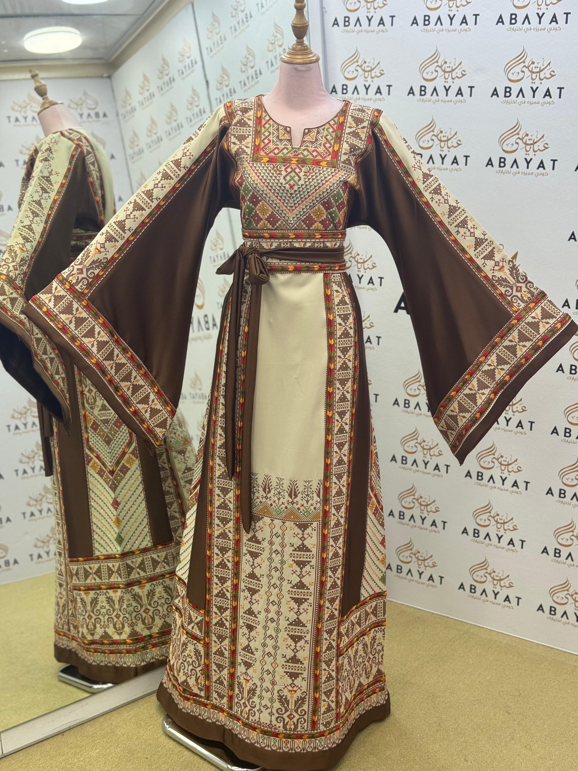 Luxury Palestinian Embroidered Thobe – Brown Traditional Design