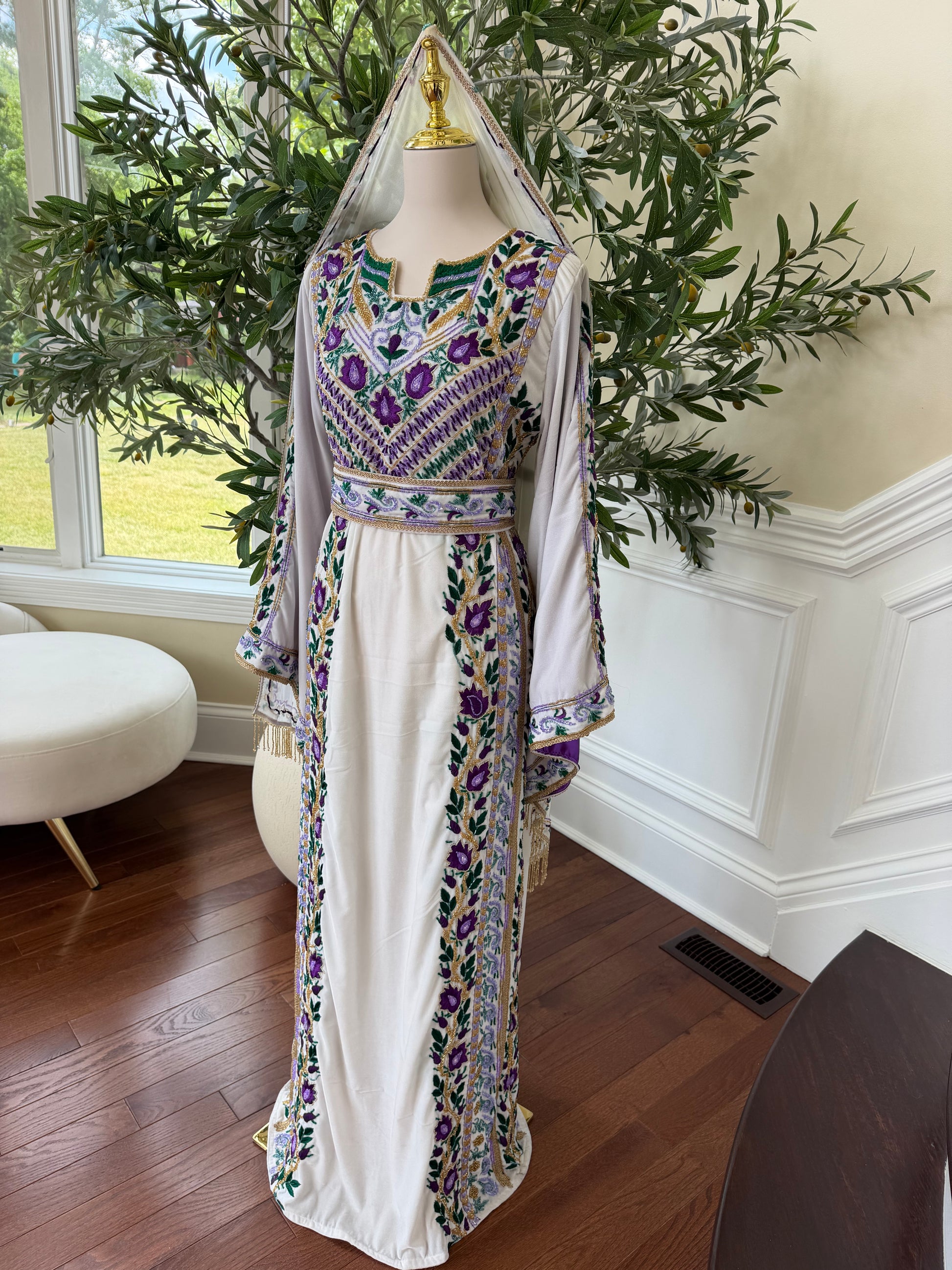 Velvet White Stone Purple Embroidery Thobe