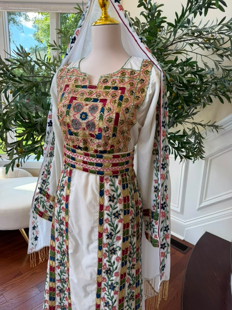 White Beaded Embroidery Thobe