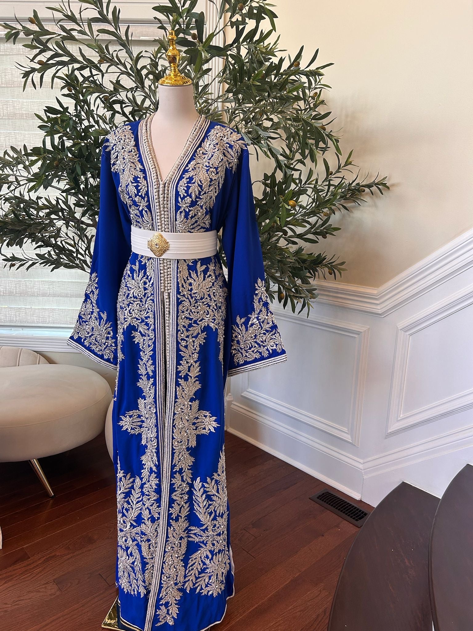 Royal Blue White Floral Detail Kuftan
