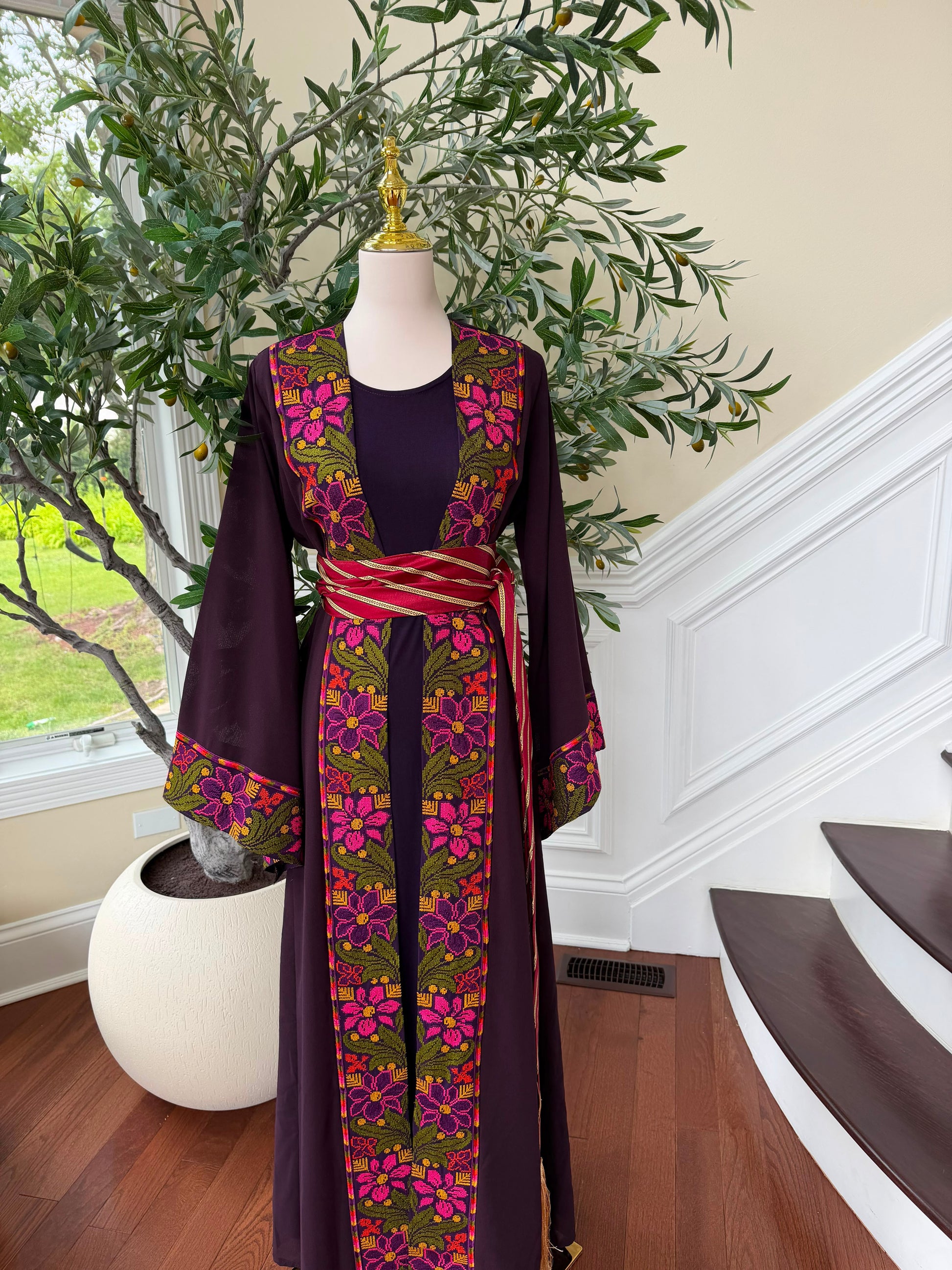 Purple Tatreez Embroidery Floral Thobe