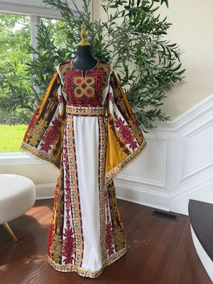 White Embroidery Tatreez Elegance Thobe