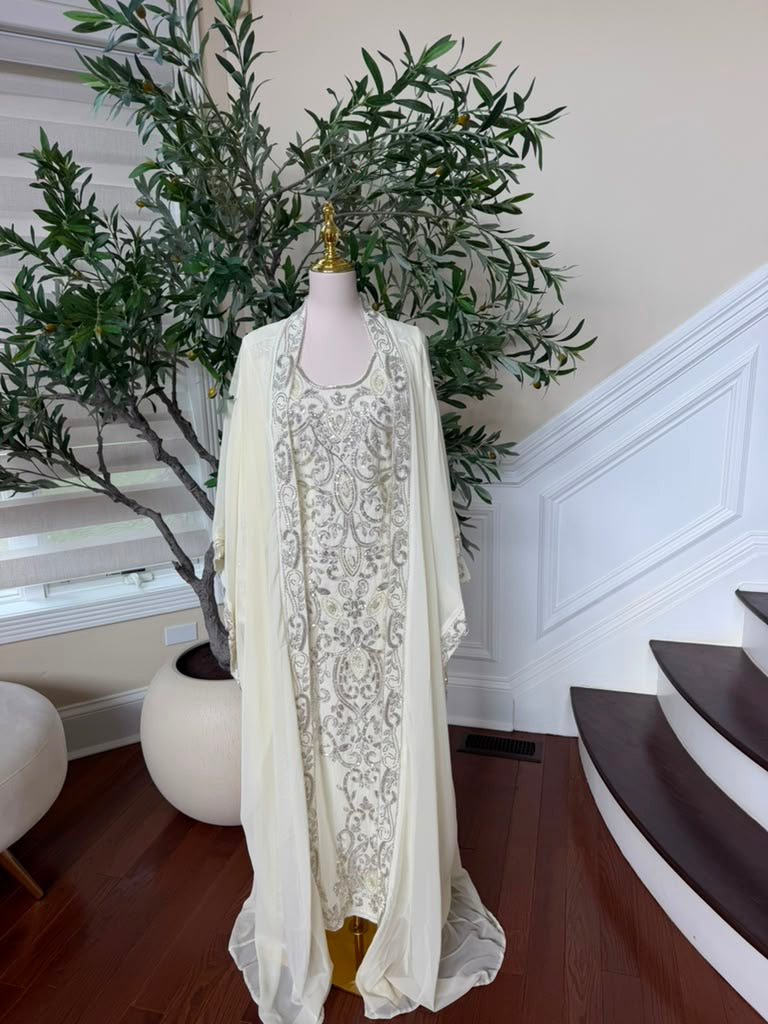 Royale Off White Elegance Beaded Kuftan